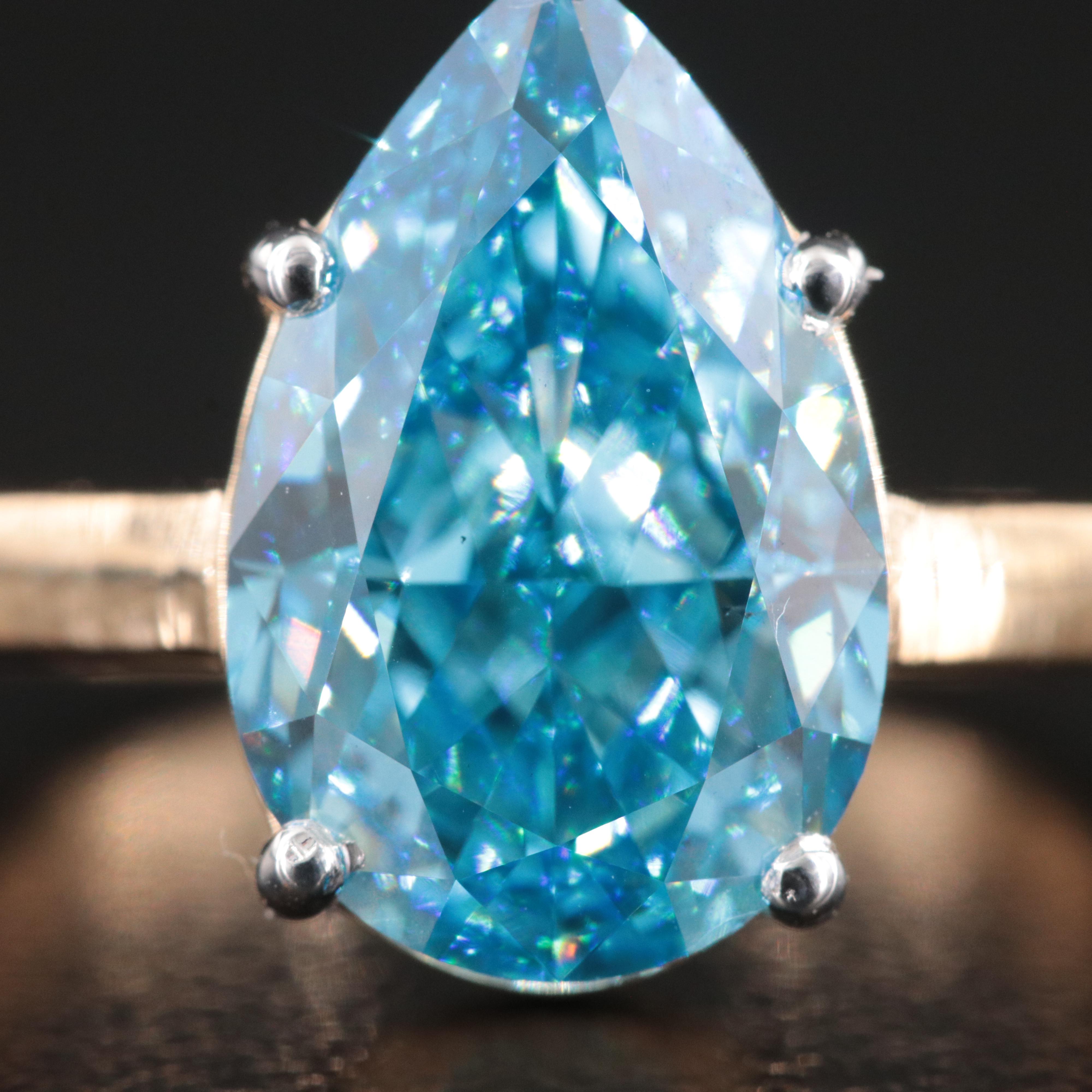 18K 5.03 CTW Lab Grown Diamond Ring with IGI Report