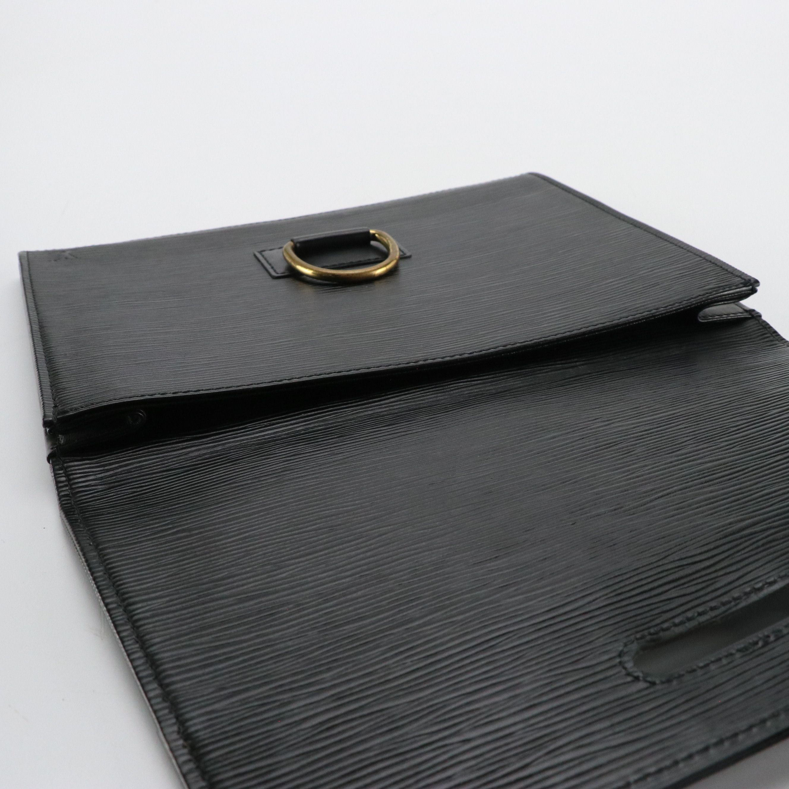 Louis Vuitton Brass D Ring Clutch Bag in Black Epi leather