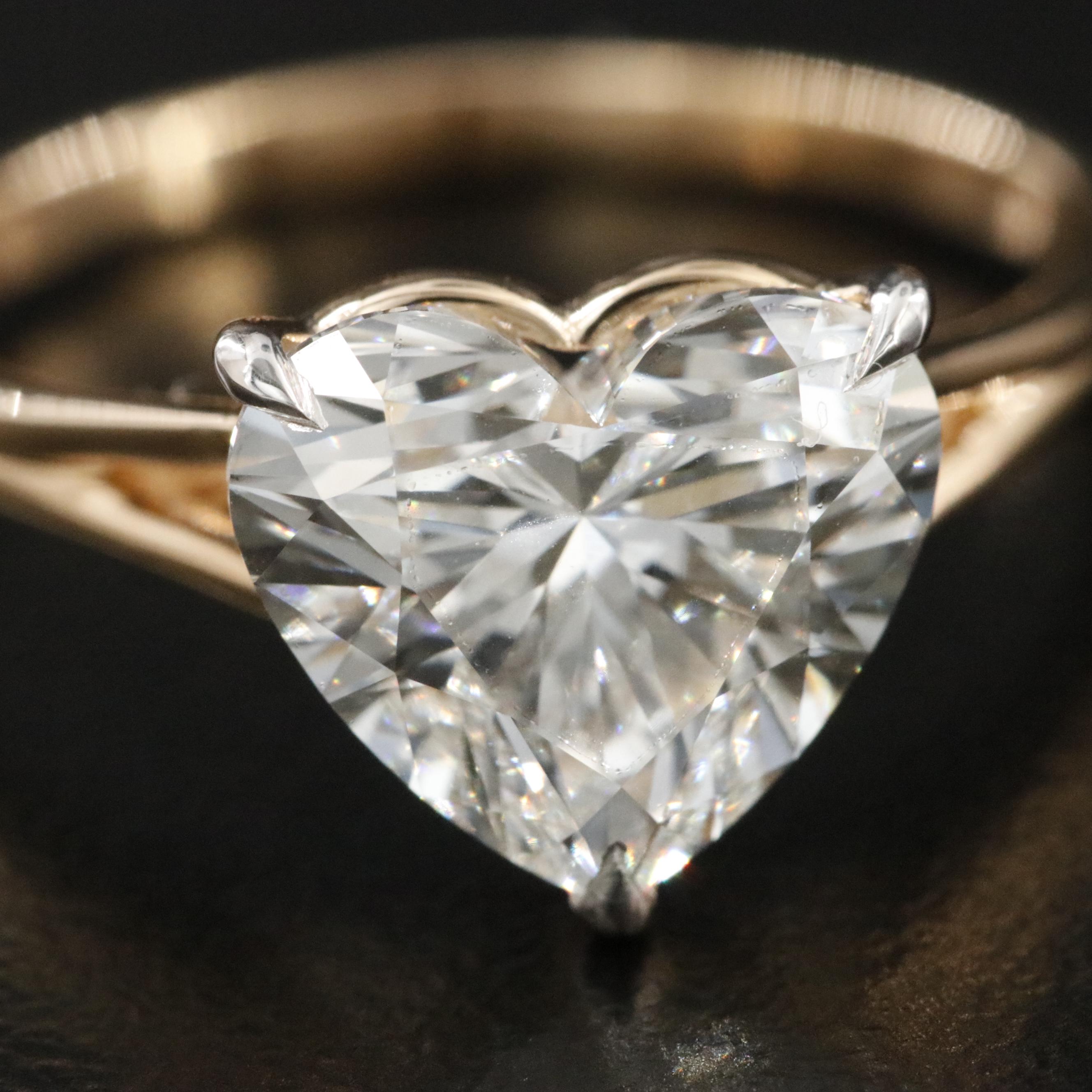 18K 2.90 CT Lab Grown Diamond Solitaire Ring with IGI Report