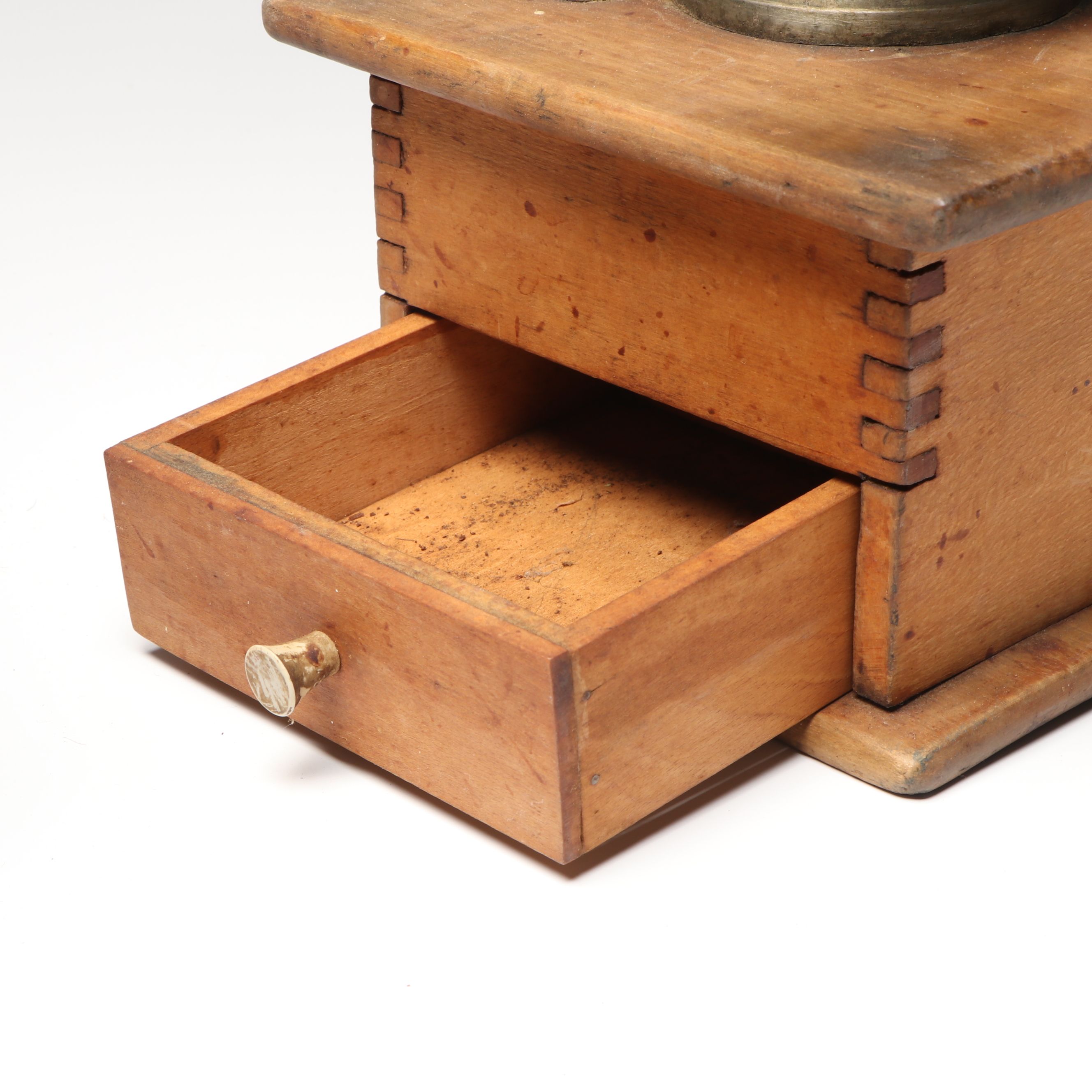 "Busy Betty" Toy Washing Machine with Other Coffee Grinder and Kitchen Gadgets