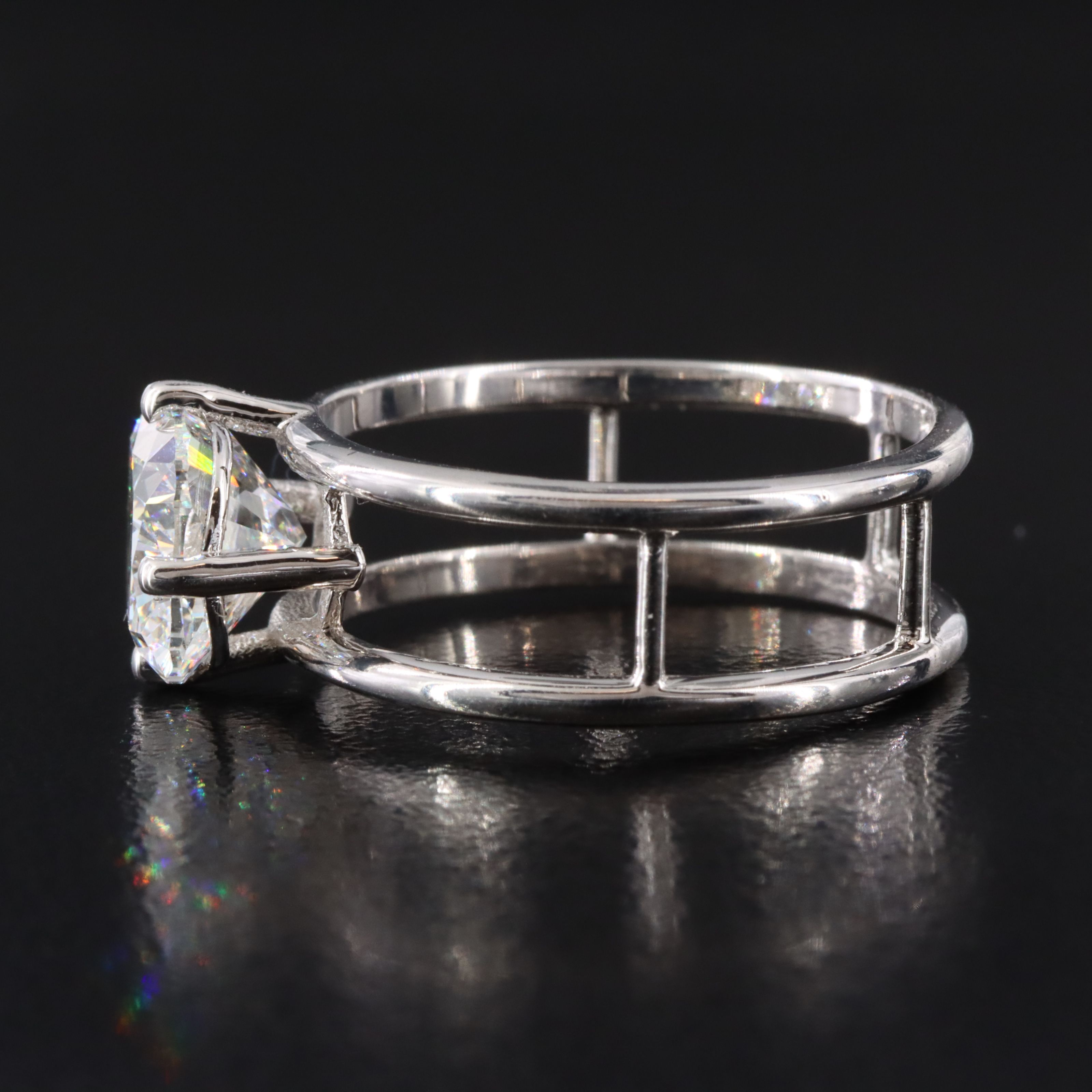 14K 3.05 CT Lab Grown Diamond East-West Solitaire Ring with IGI Report