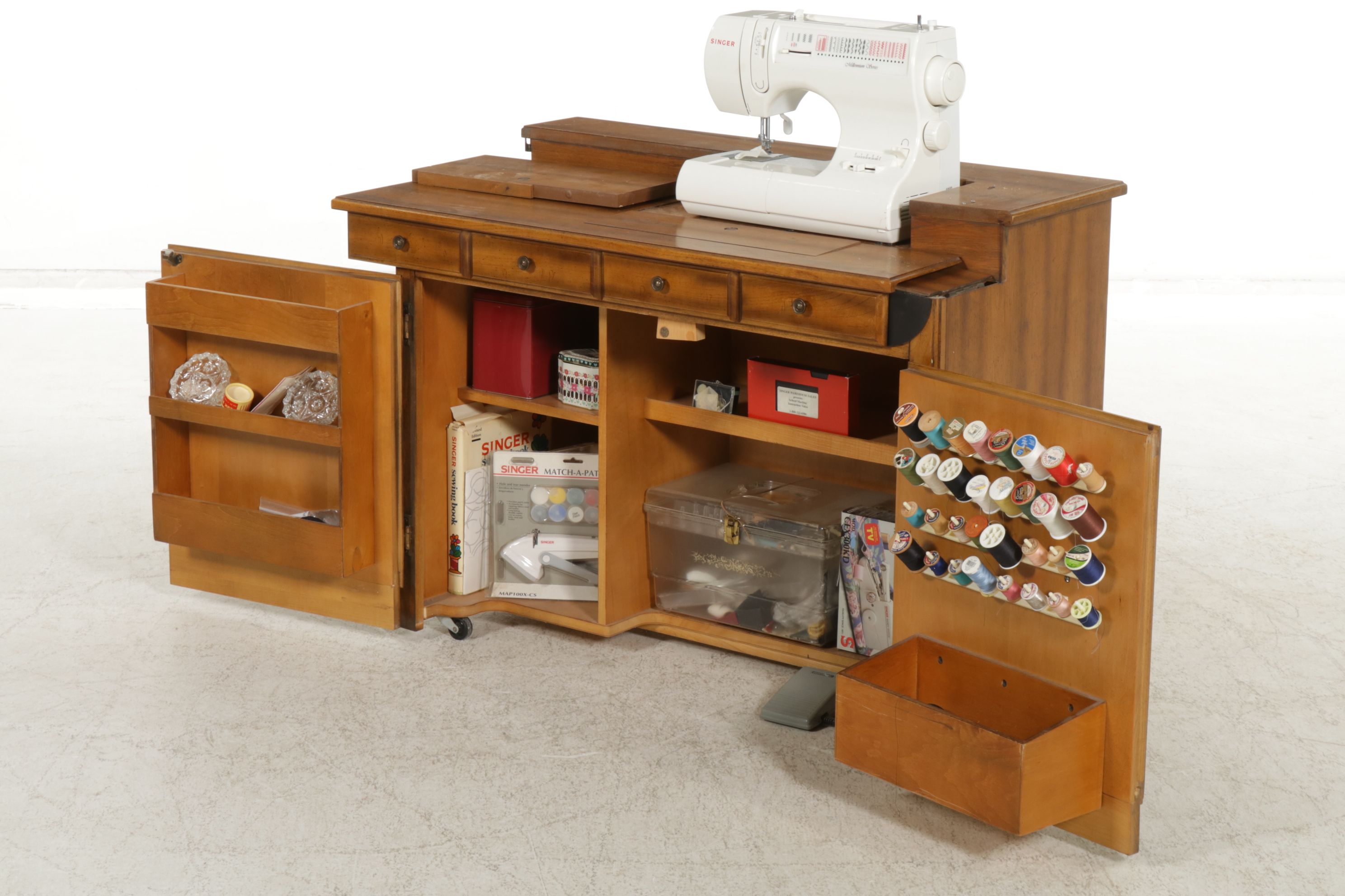 Singer Model 6423 Sewing Machine in Walnut Cabinet with Accessories