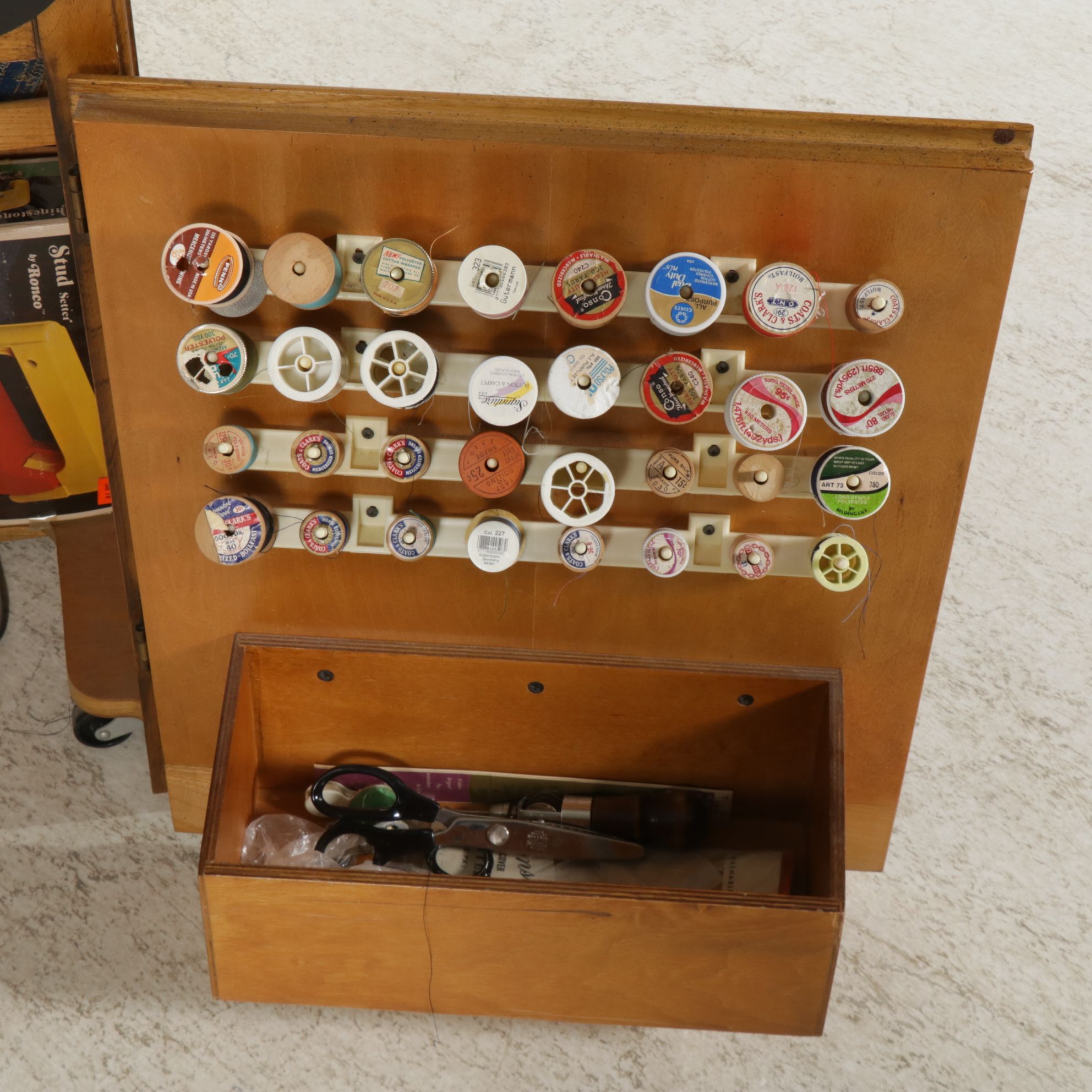 Singer Model 6423 Sewing Machine in Walnut Cabinet with Accessories