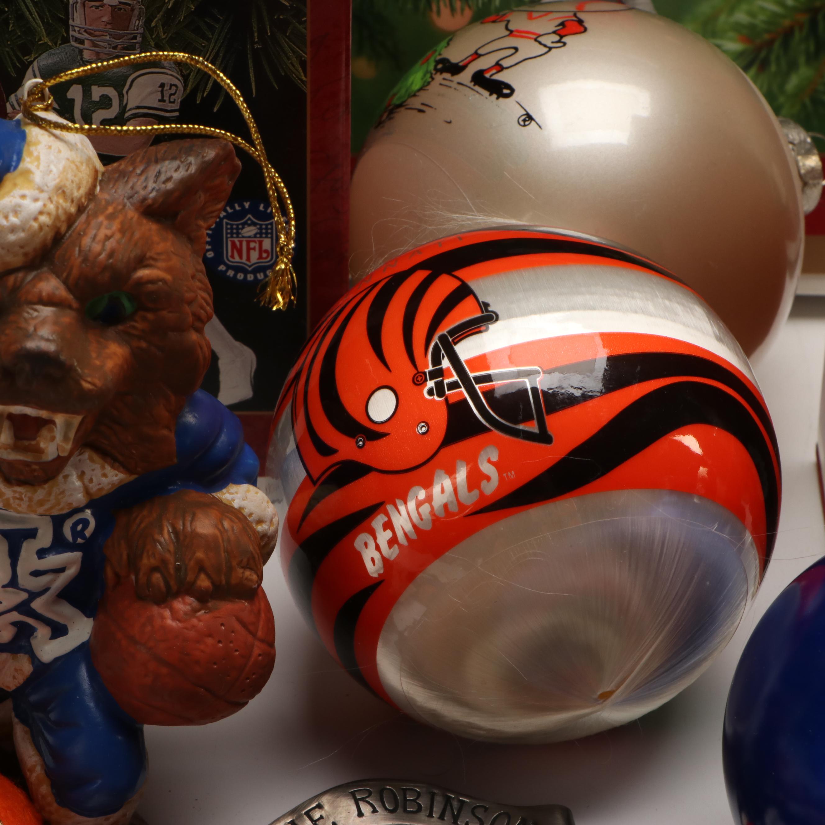 Hallmark Keepsake Ornament "Ken Griffey Jr." with Bengals and More Sports Décor