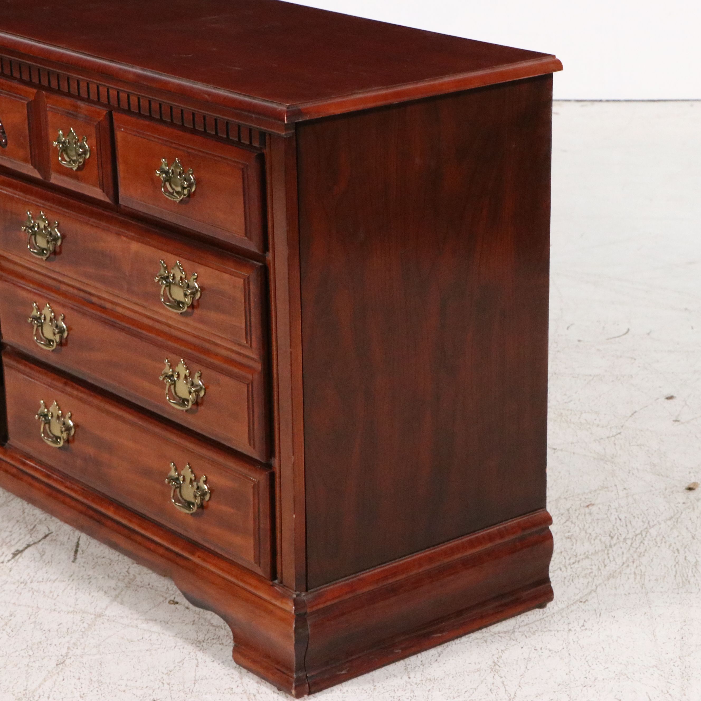 Federal Style Cherry Dresser with Mirror, Late 20th Century