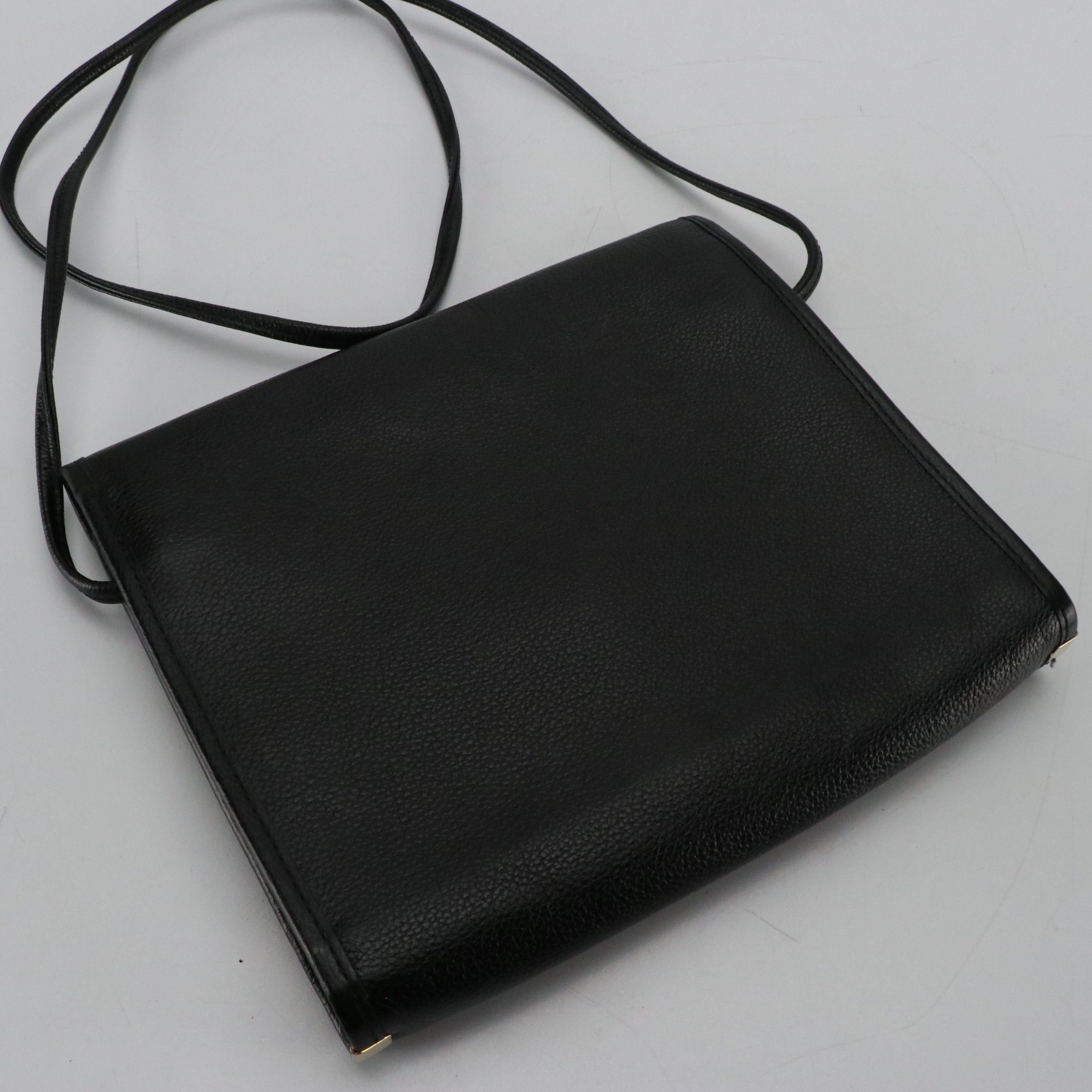 Yves Saint Laurent Crossbody Envelope Bag in Black Pebbled Leather
