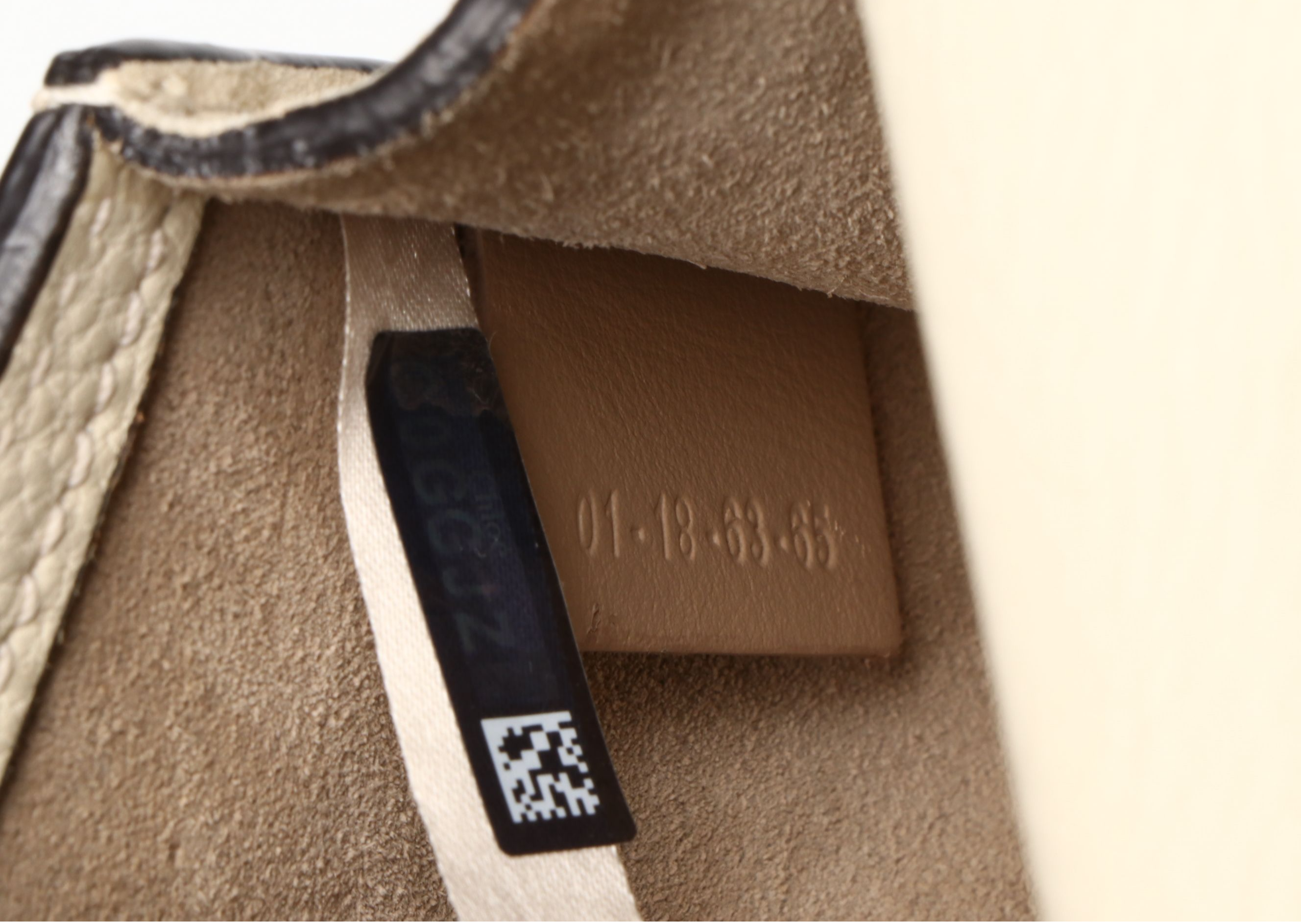 Chloé Small Nile Bracelet Bag in White Leather and Suede