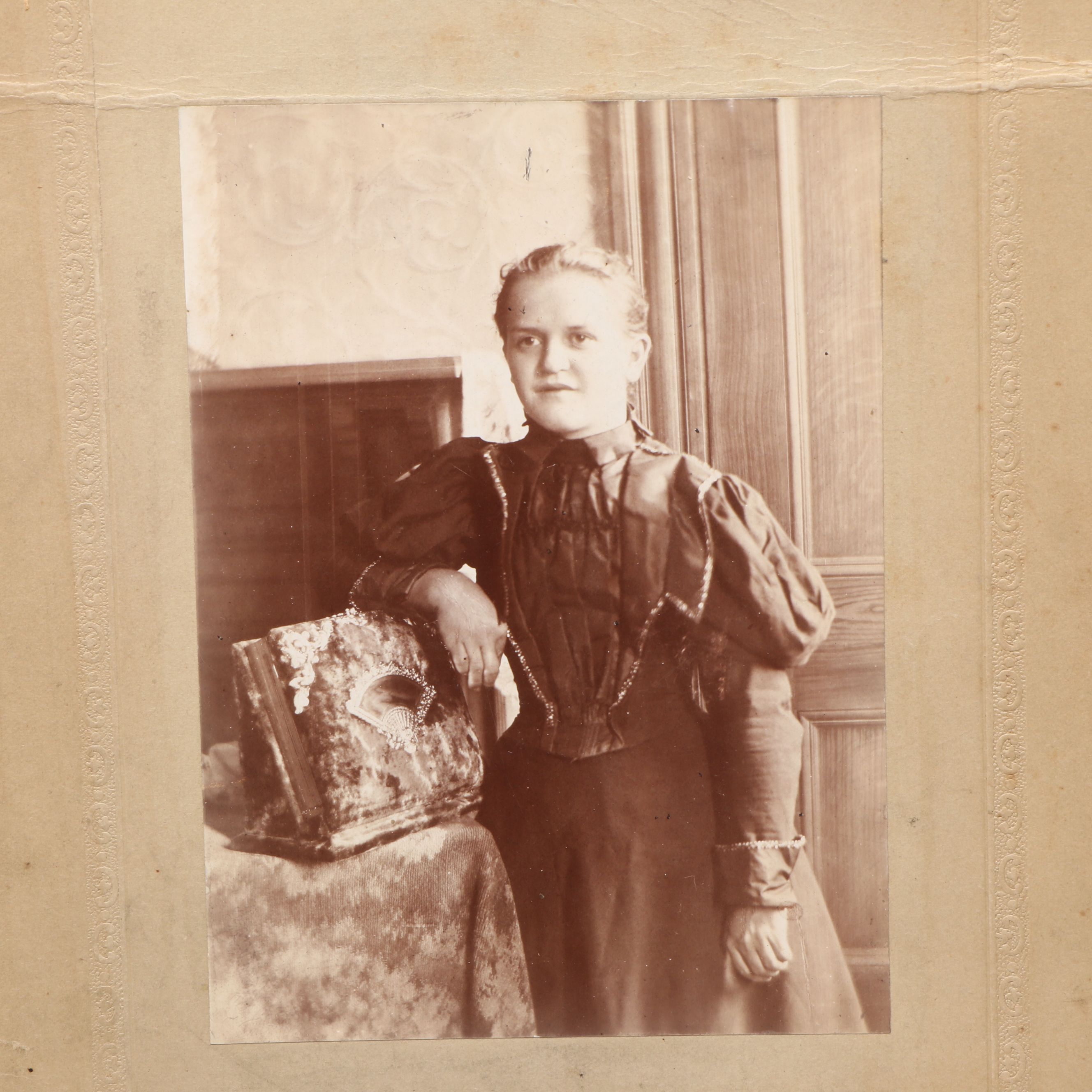 Photographs of Men, Women and Children, Late 19th/Early 20th Century