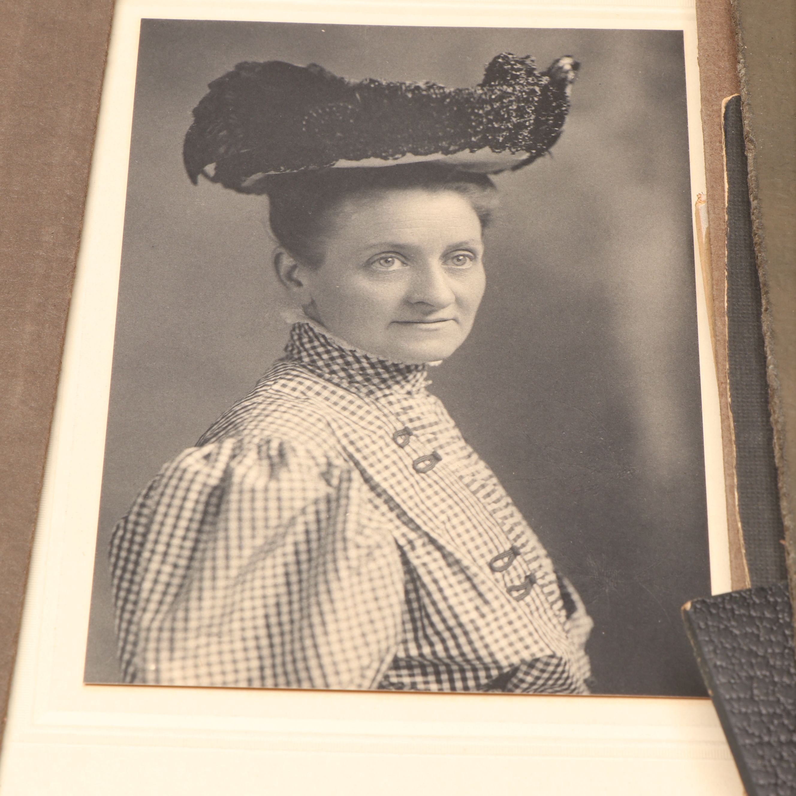 Photographs of Men, Women and Children, Late 19th/Early 20th Century