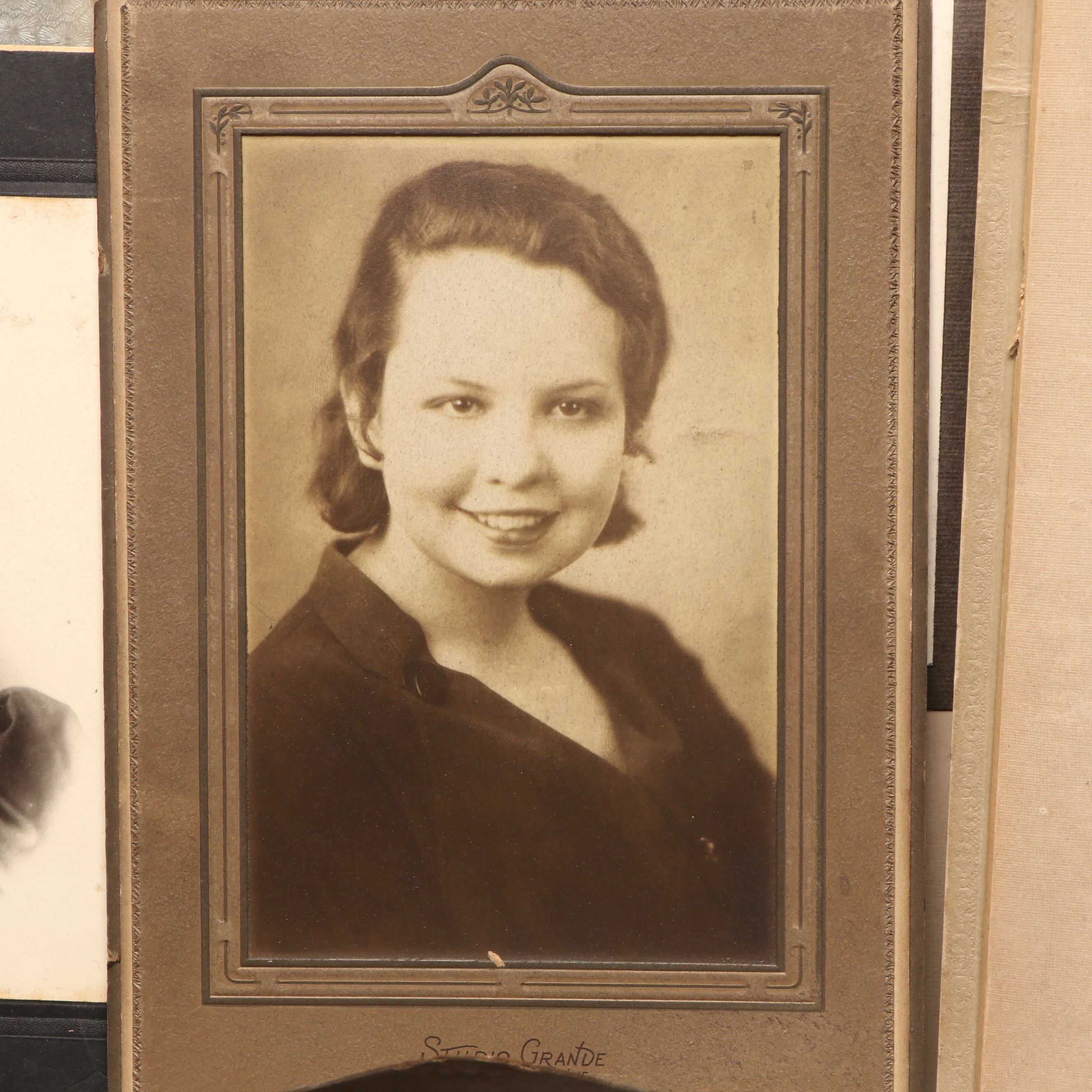 Photographs of Men, Women and Children, Late 19th/Early 20th Century