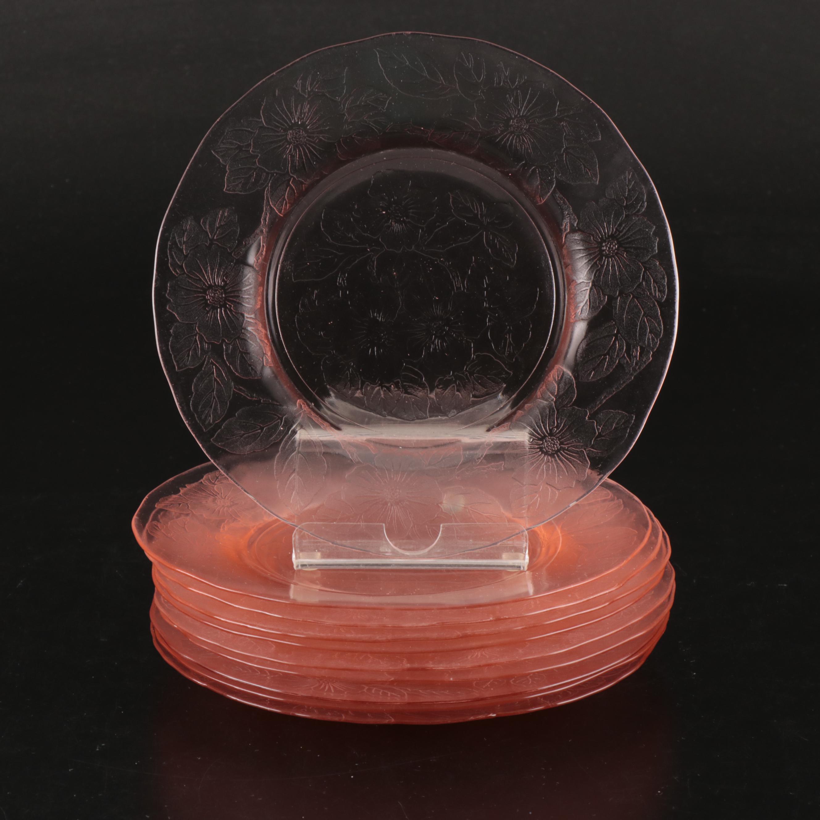 Lincoln BeautyWare Cake Carrier with Glass Tray, Cake Stand, and More Serveware