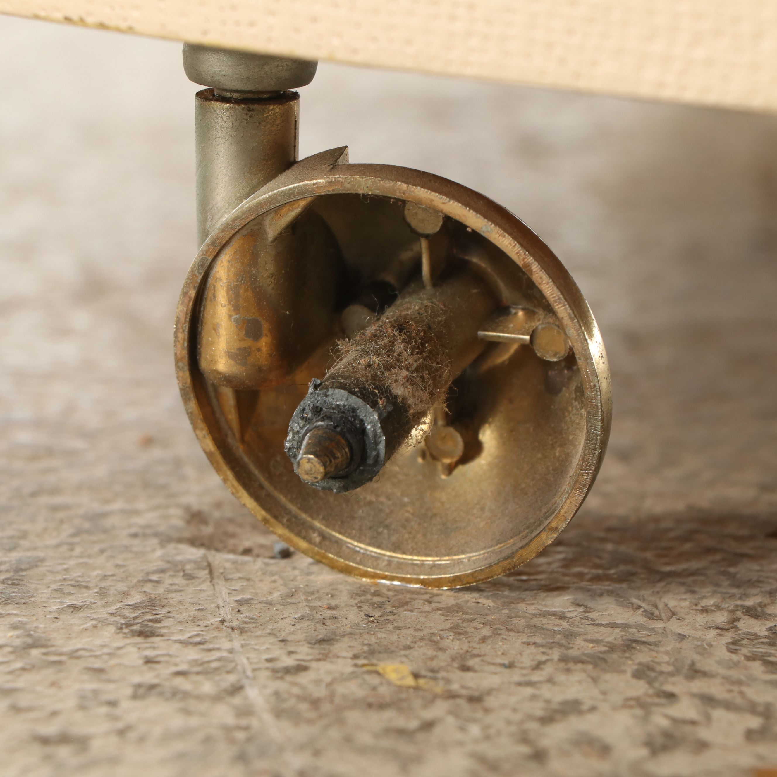 Postmodern Style Laminate Wood Swivel Top Coffee Table