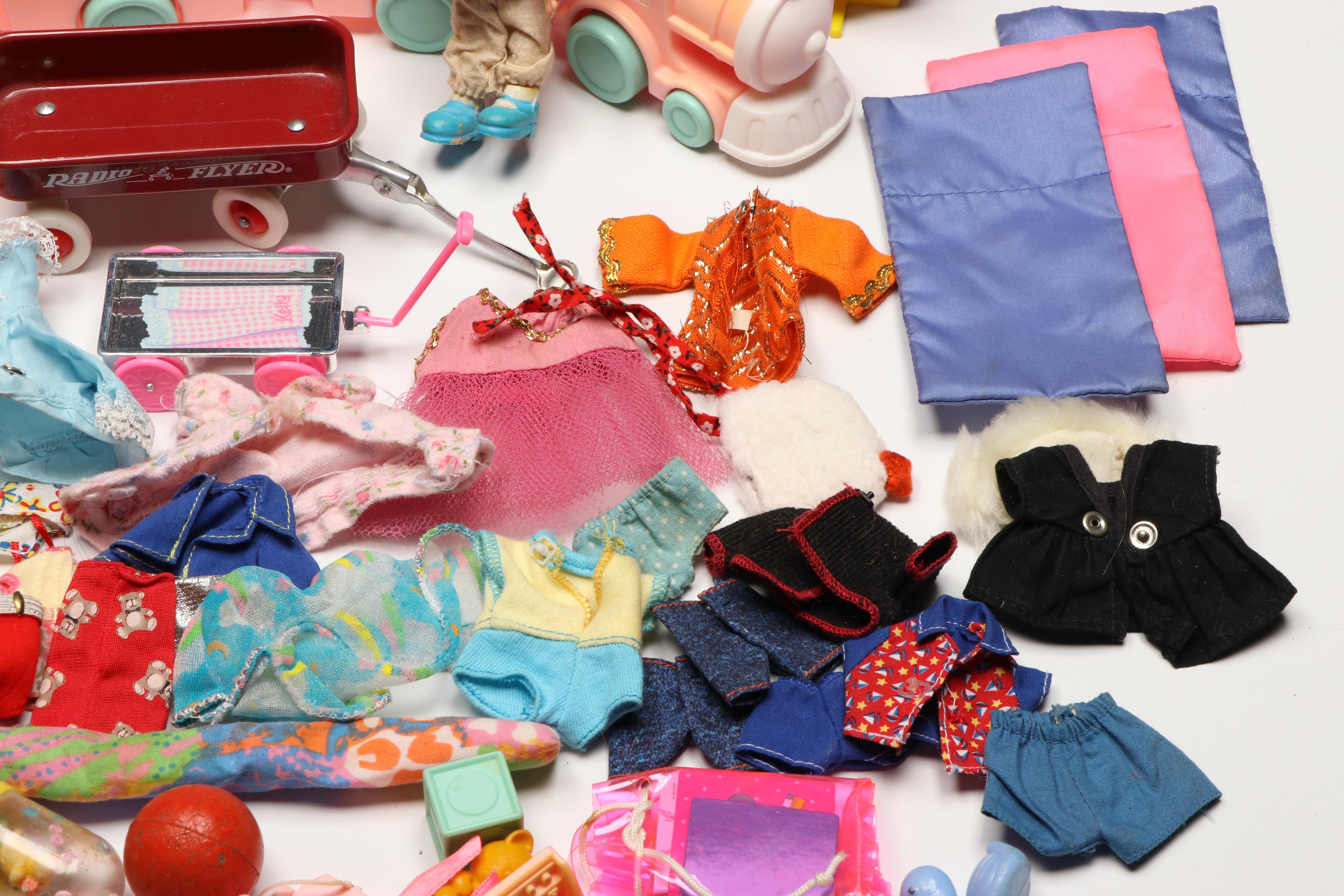 Barbie Collector "The Wizard of Oz" with Kelly Club and More Dolls and Clothes