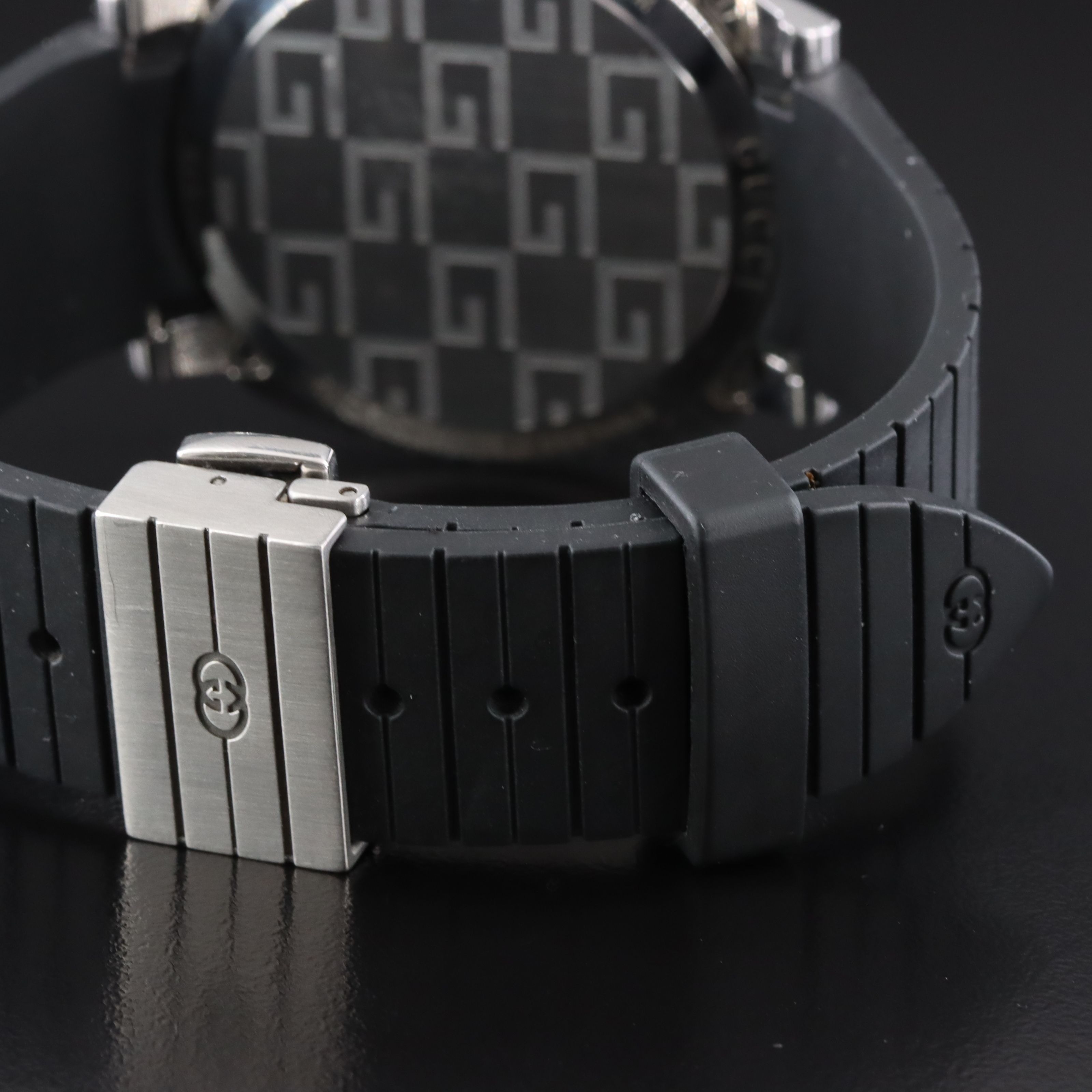 Gucci Grip Chronograph Watch