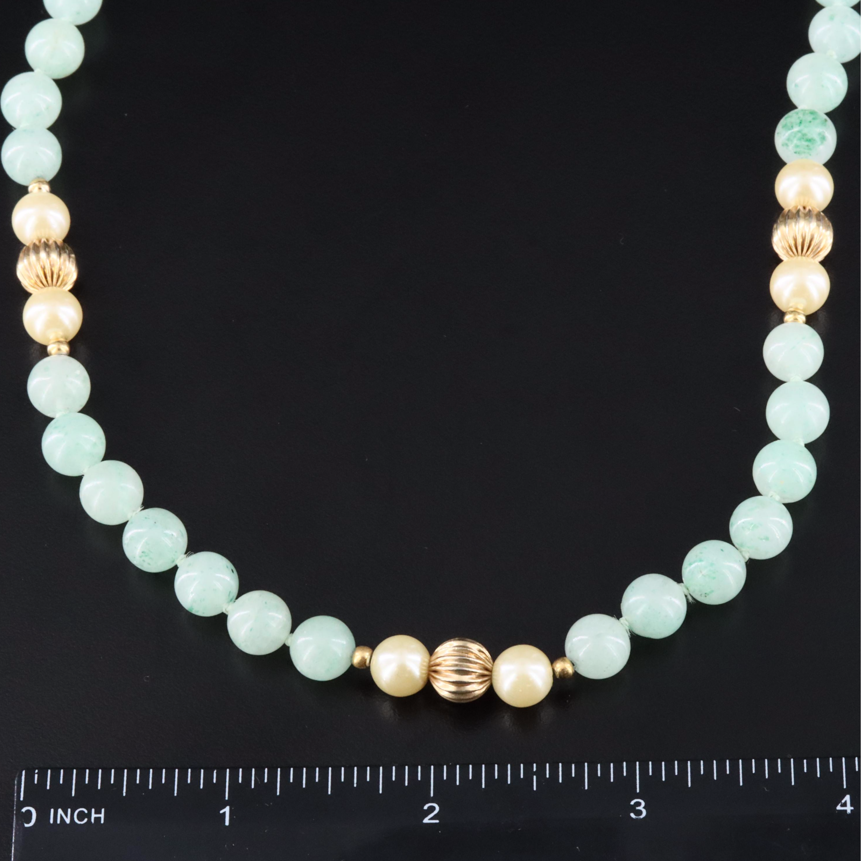Aventurine and Imitation Pearl Bead Necklace