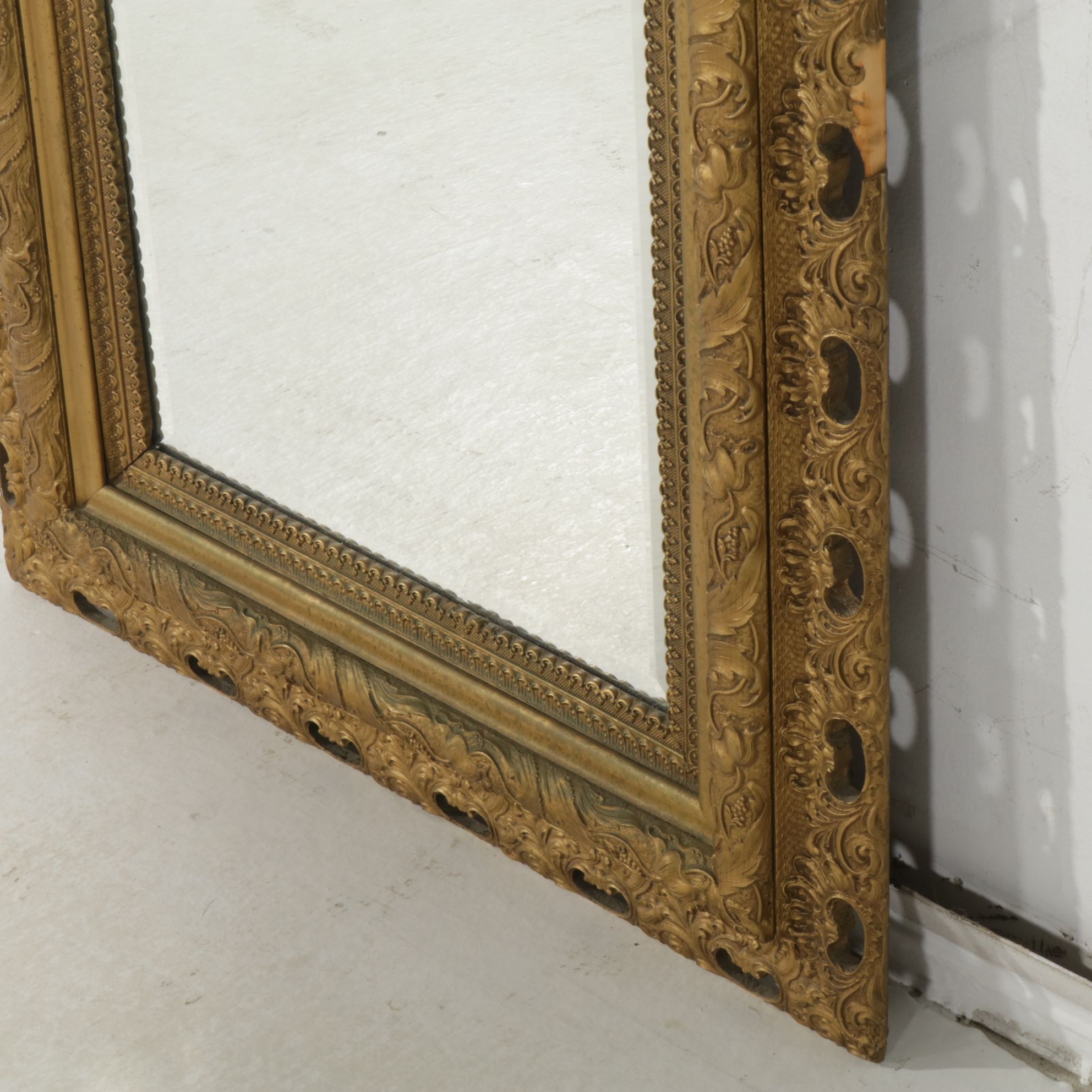 Baroque Style Rectangular Wall Mirror with Gold Toned Frame