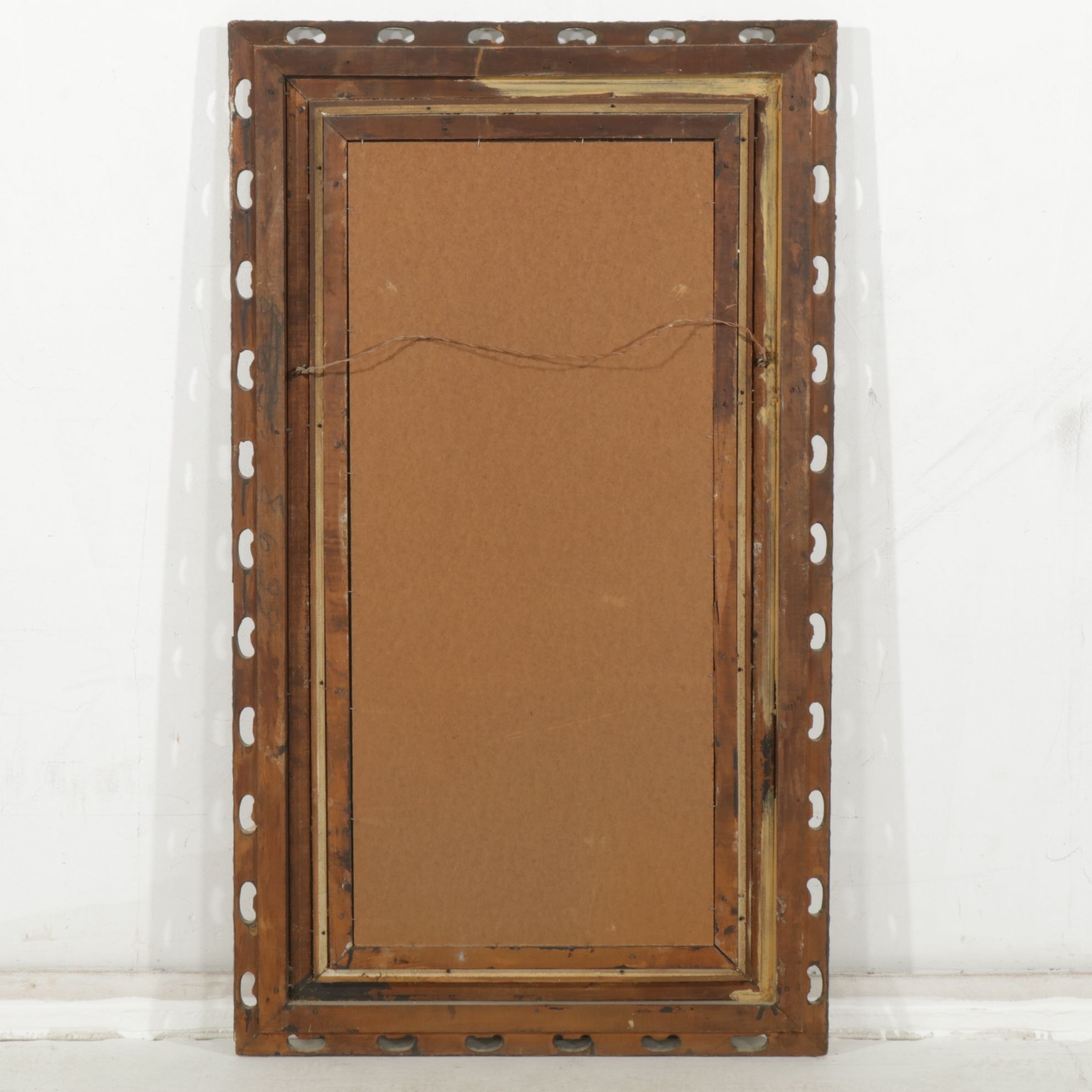 Baroque Style Rectangular Wall Mirror with Gold Toned Frame