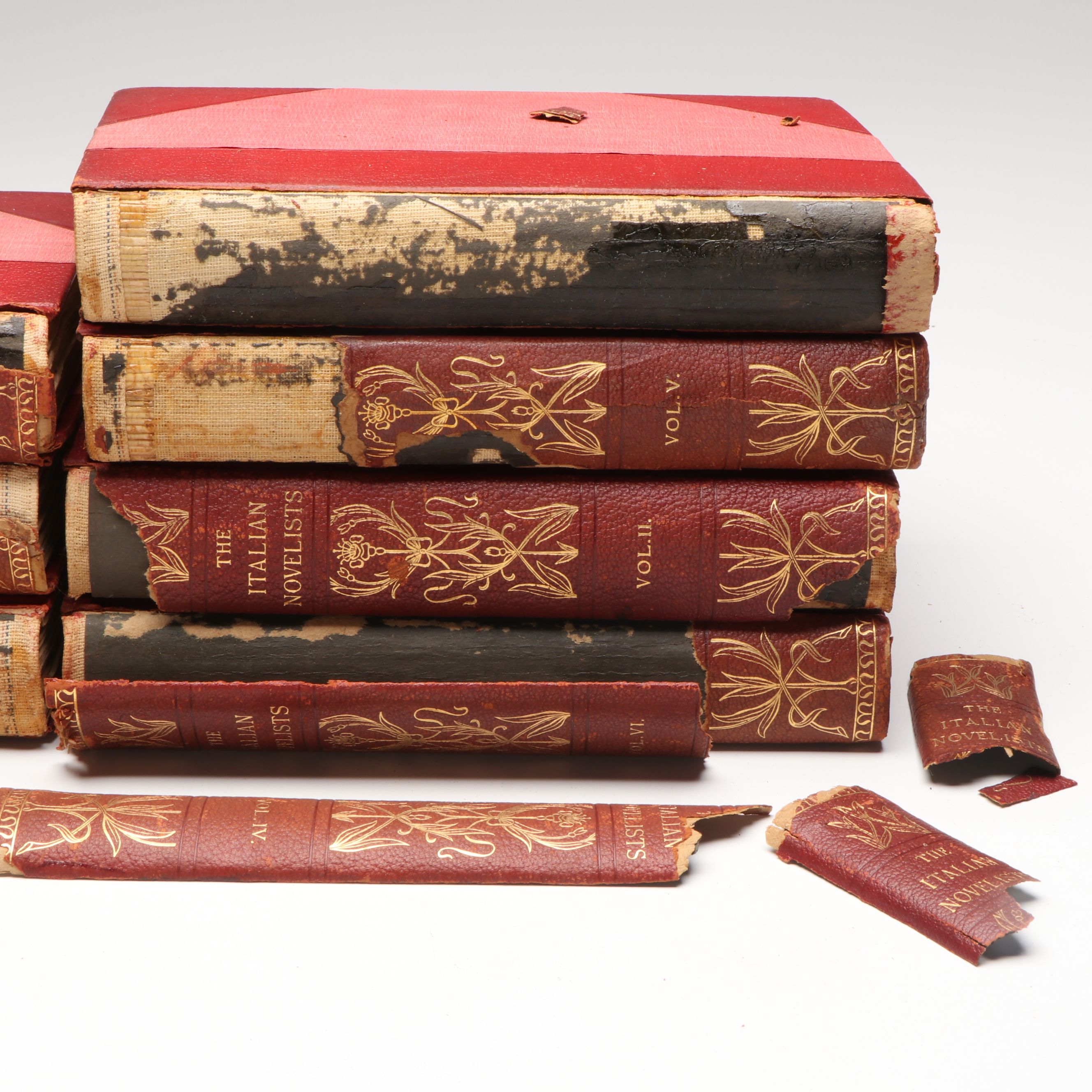 Leather Bound "The Italian Novelists" Complete Seven-Volume Set, 1901
