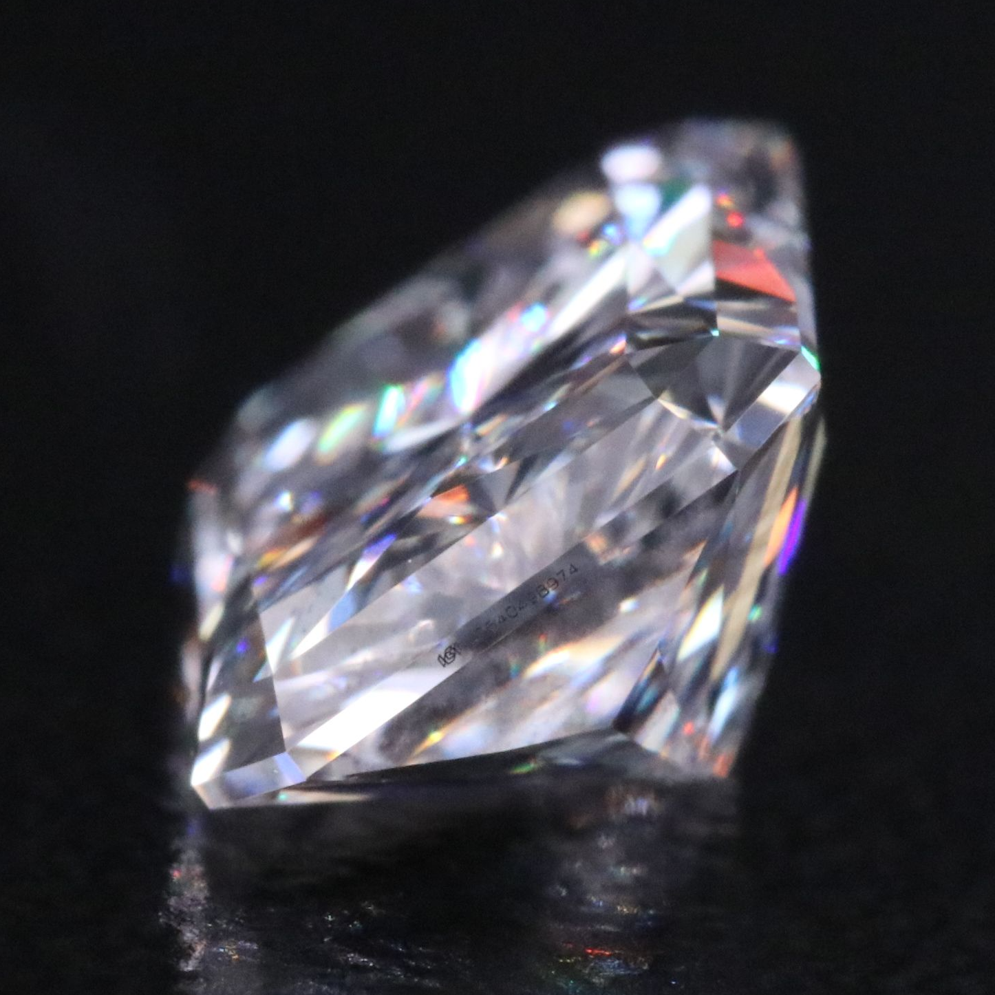 Loose 1.73 CT Lab Grown Diamond with IGI Report