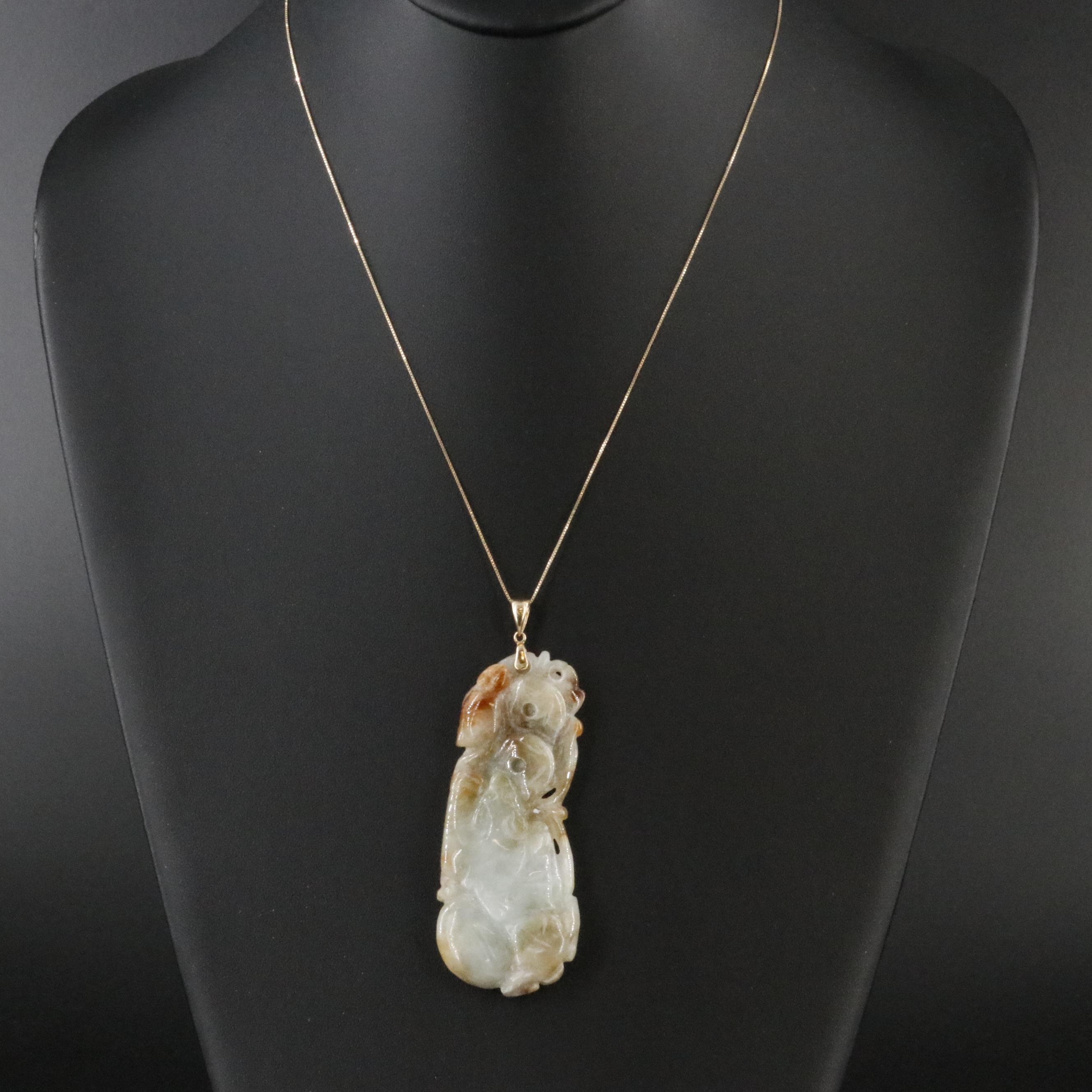 14K Carved Jadeite Pendant Necklace