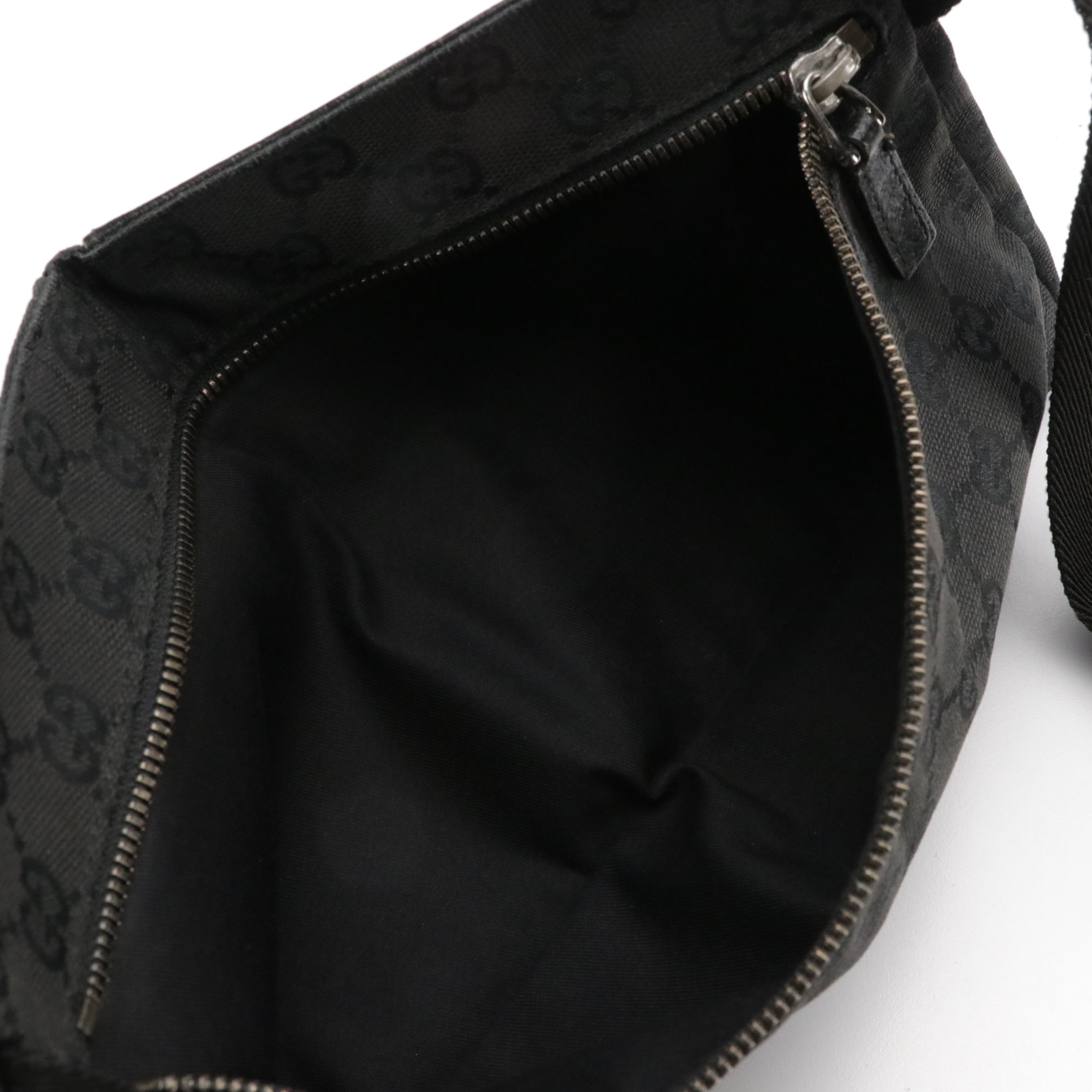 Gucci Waist Belt Bag in Black GG Canvas and Leather