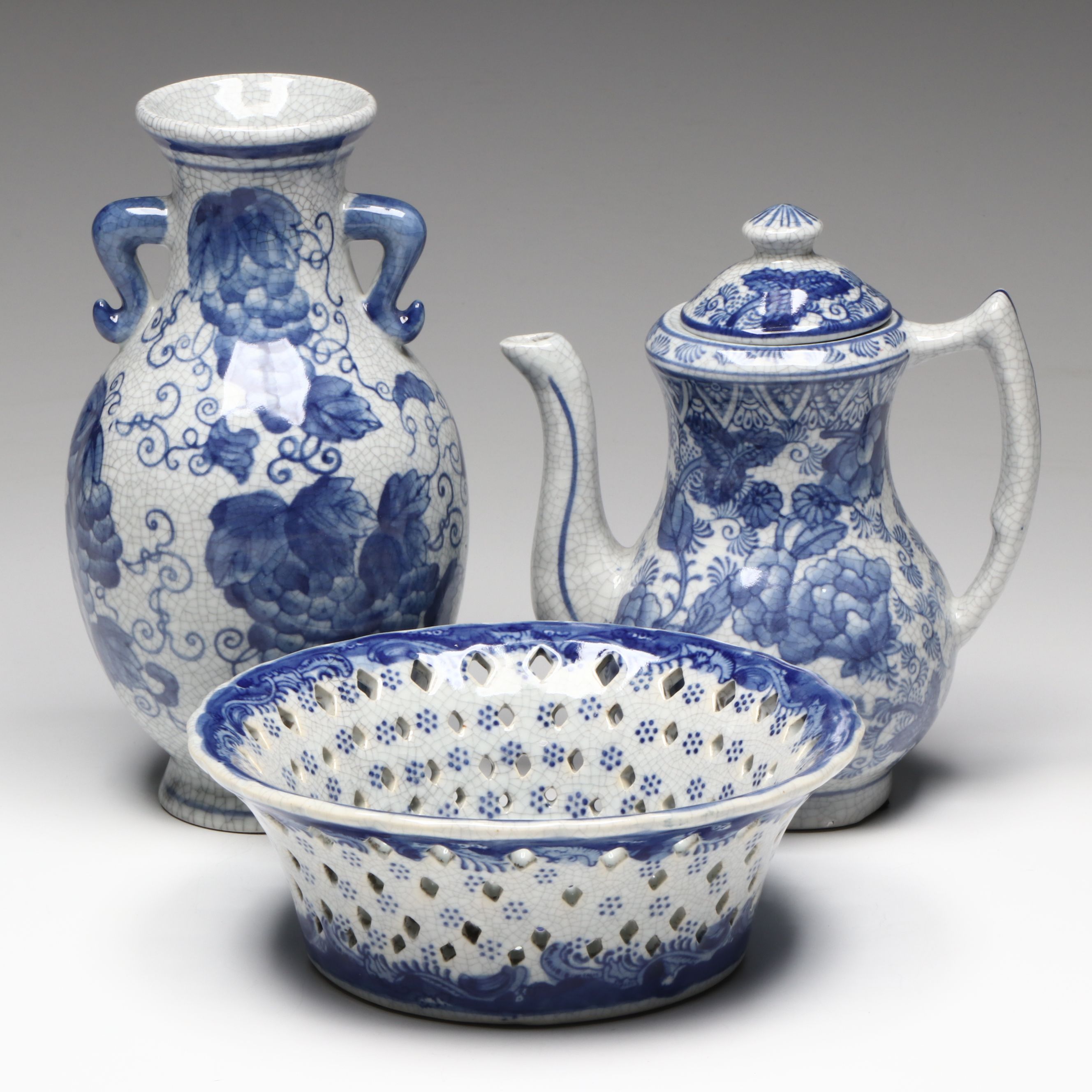Chinese Floral Blue and White Porcelain Berry Bowl and Teapot with Vase