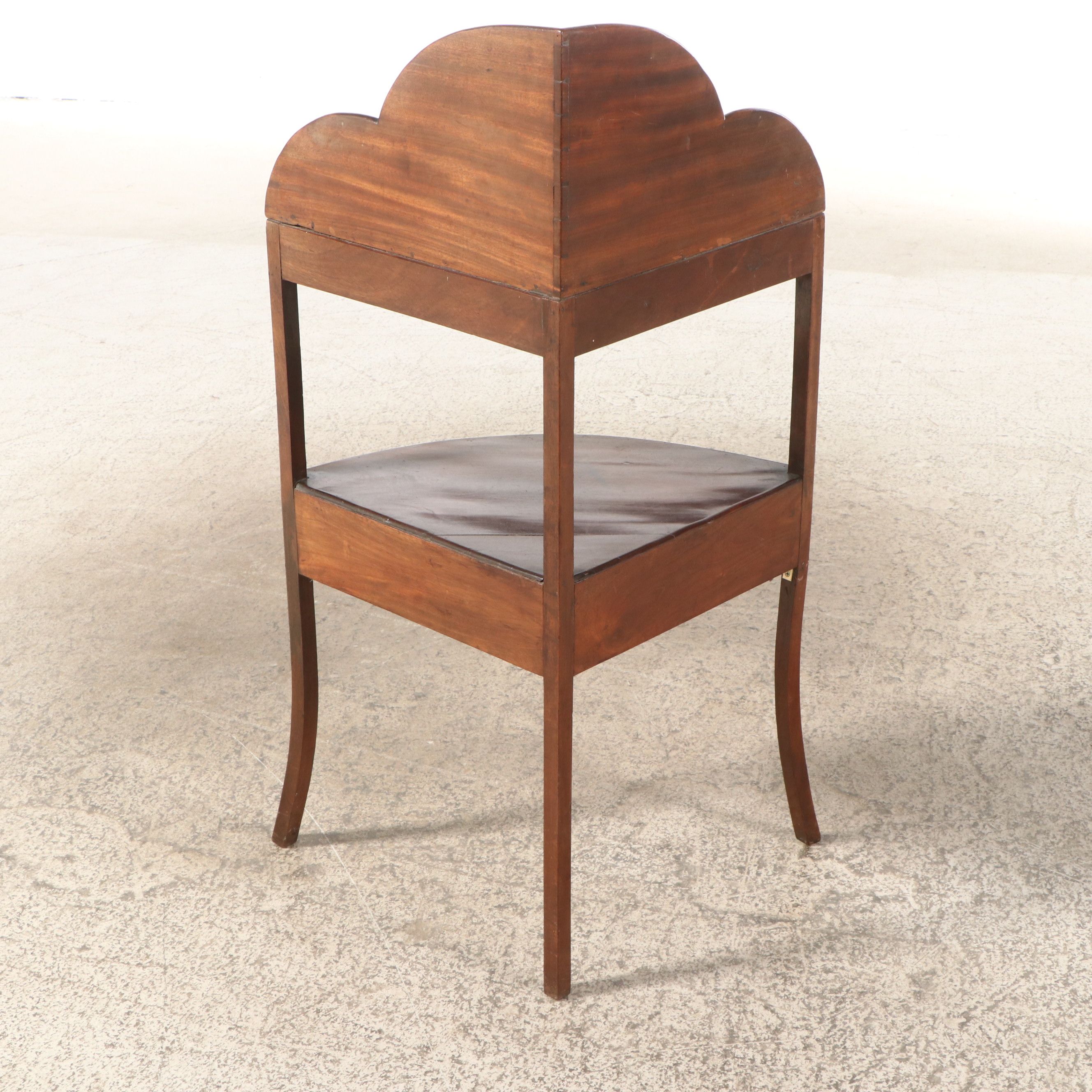 Georgian Mahogany Corner Washstand, Late 18th to Mid-19th Century