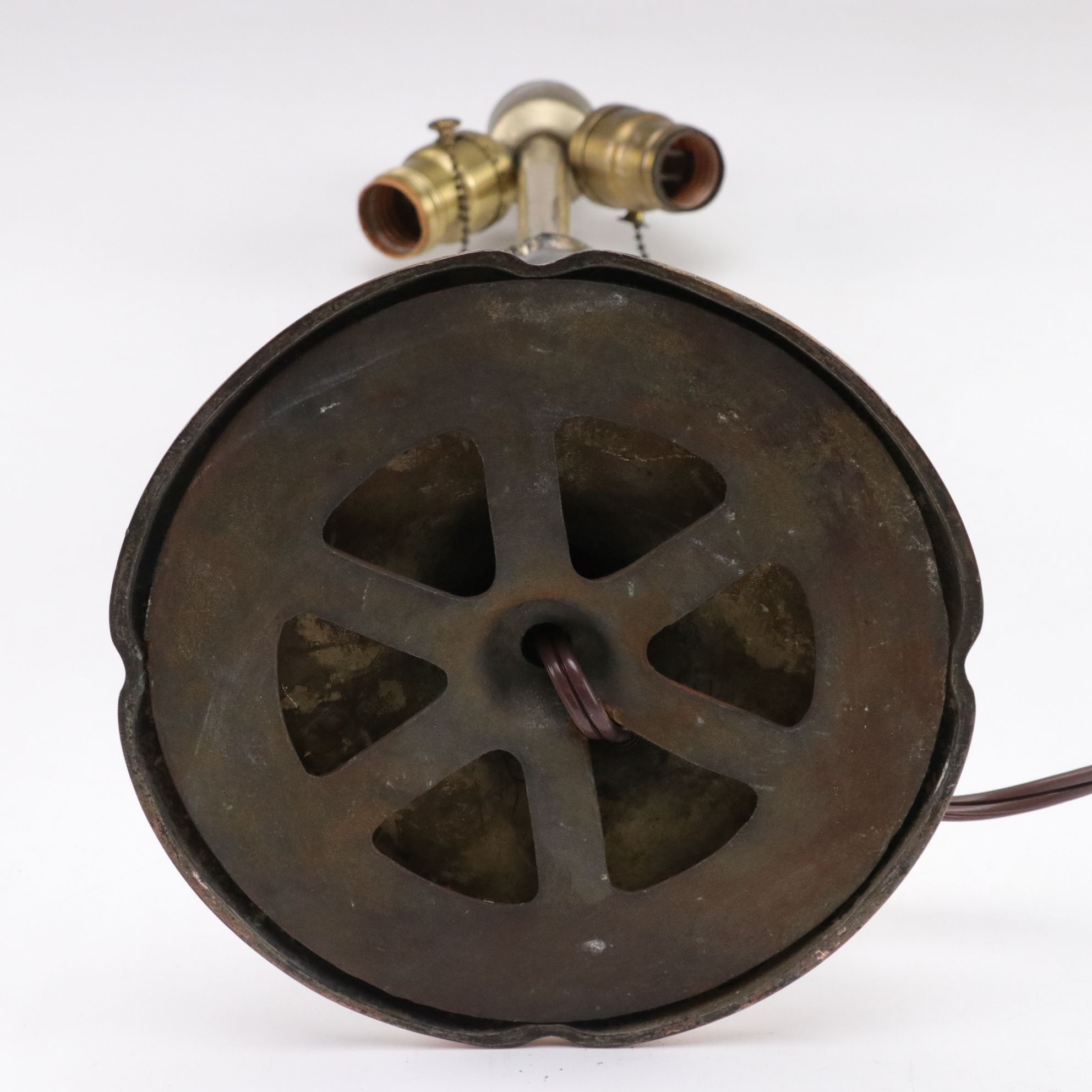 Arts and Crafts Style Lamp with Bent Panel Slag Glass and Filigree Overlay Shade