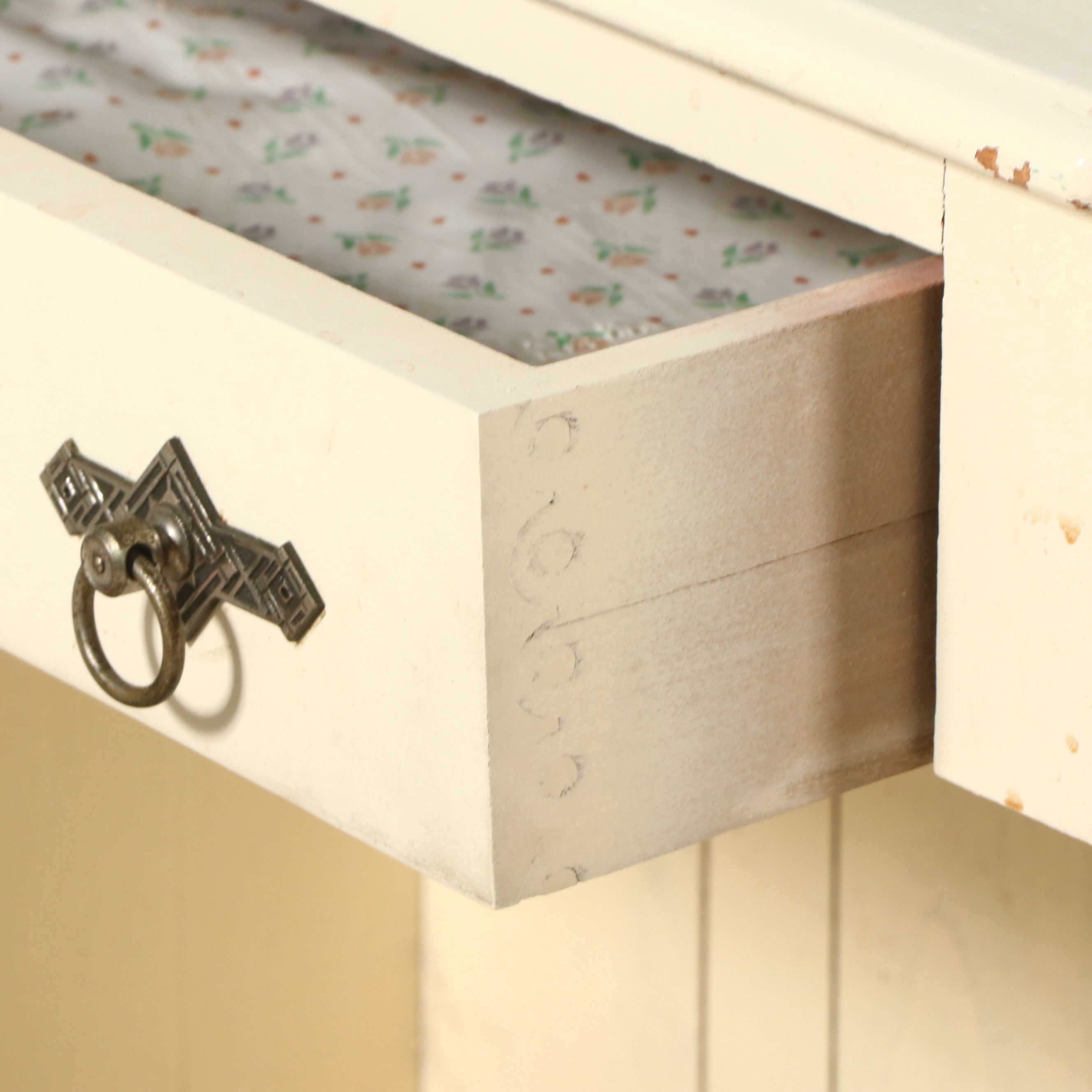 Victorian Knapp Jointed Painted Wood Washstand, 1870-1900