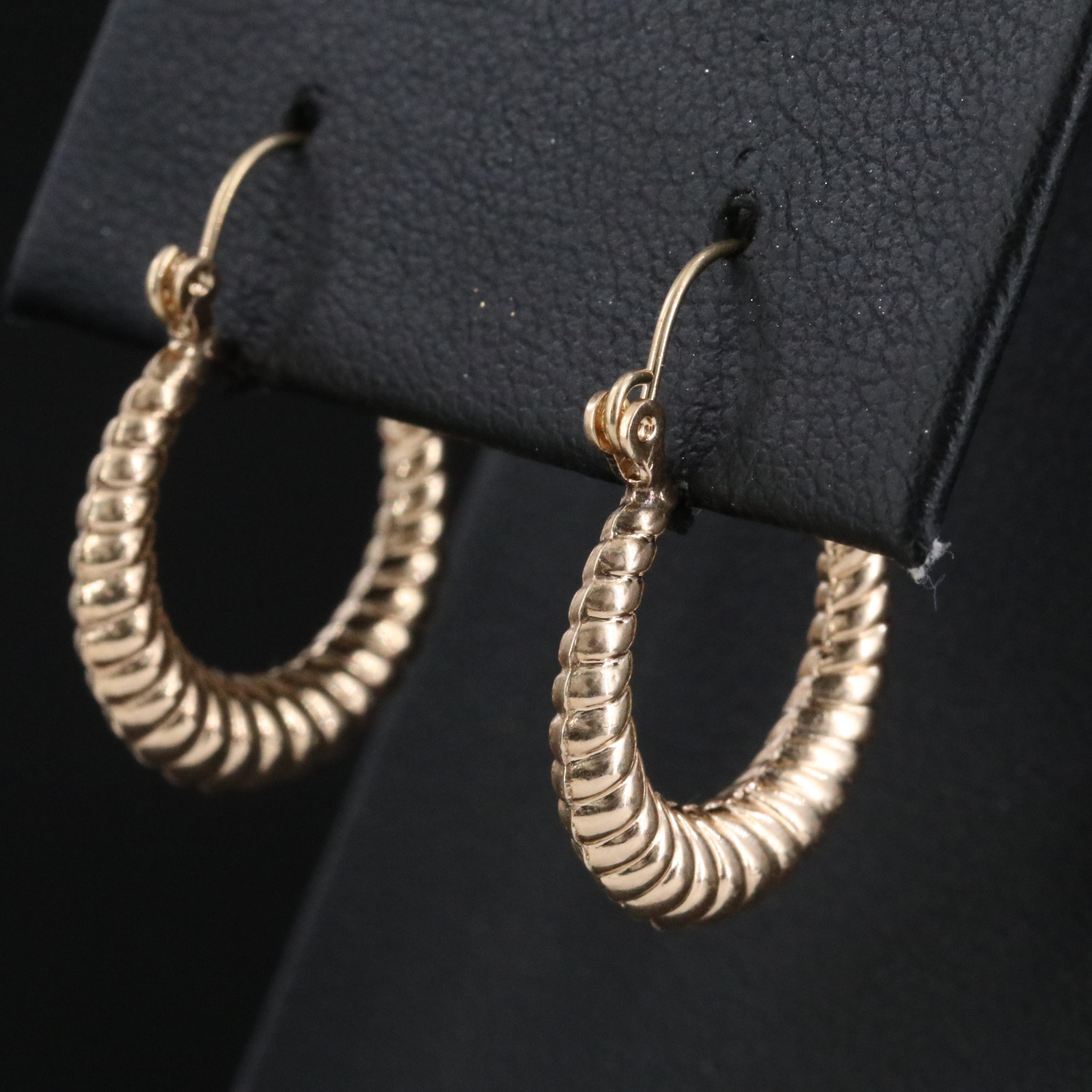 14K Fluted Hoop Earrings