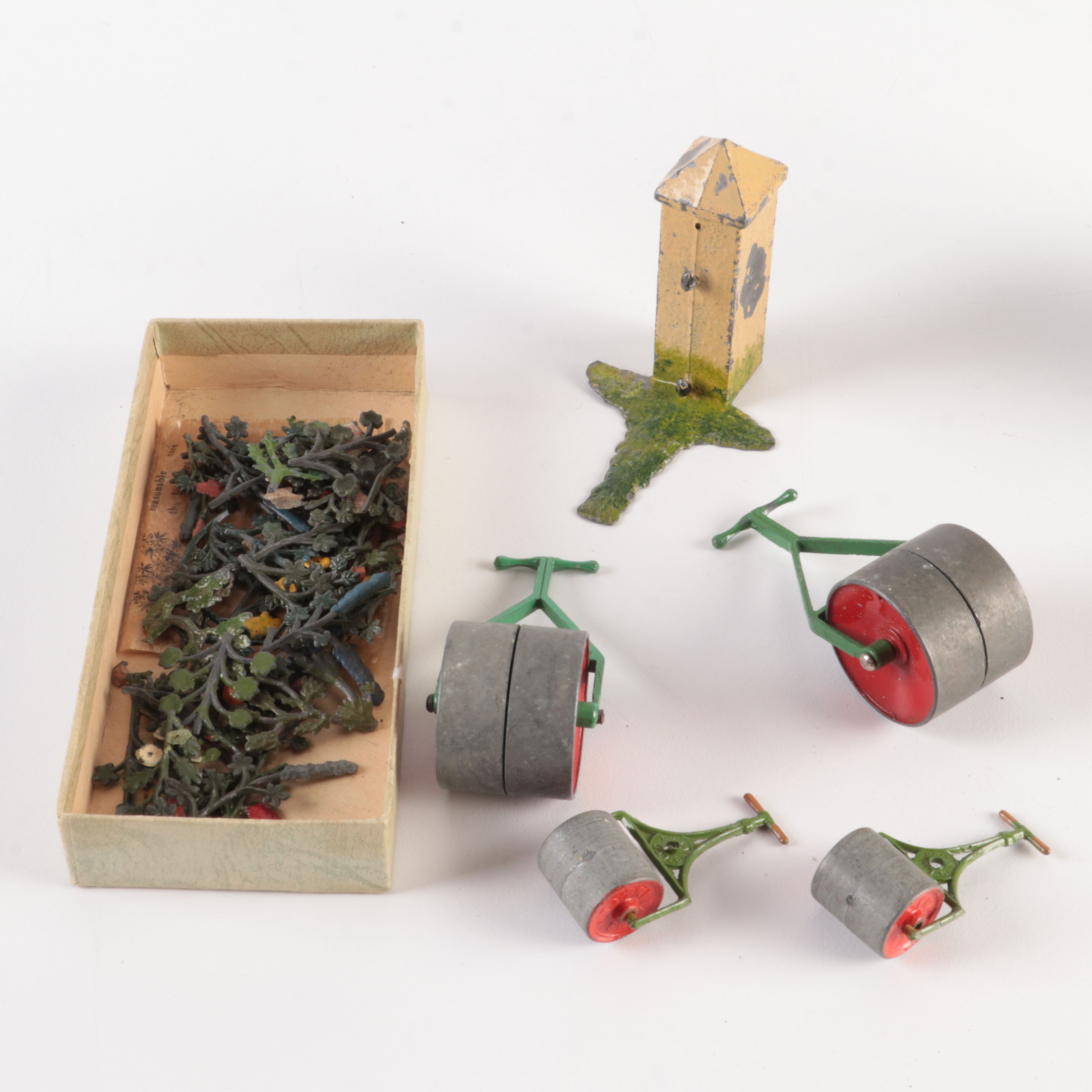 Britain's Garden Series, with Parts to Build a Garden