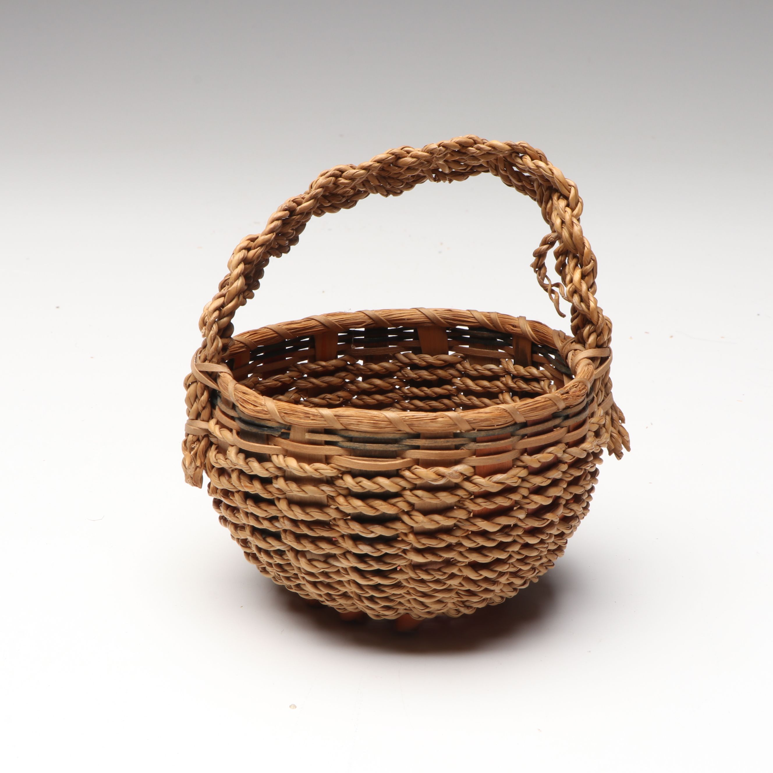Handwoven Pine Needle and Raffia Basket Trays with Woven Wicker Basket