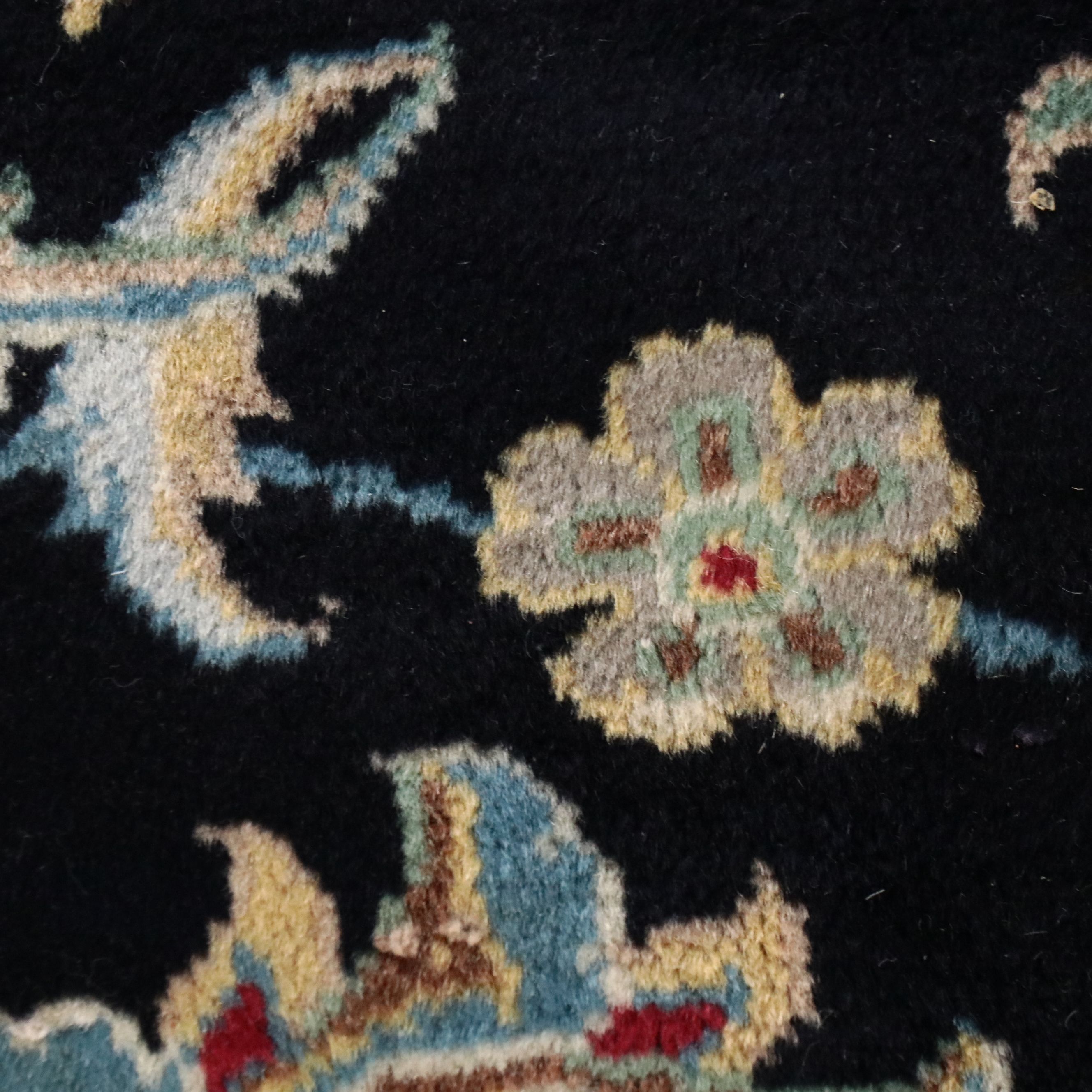 9' x 12'8 Hand-Knotted Persian Isfahan Style Area Rug