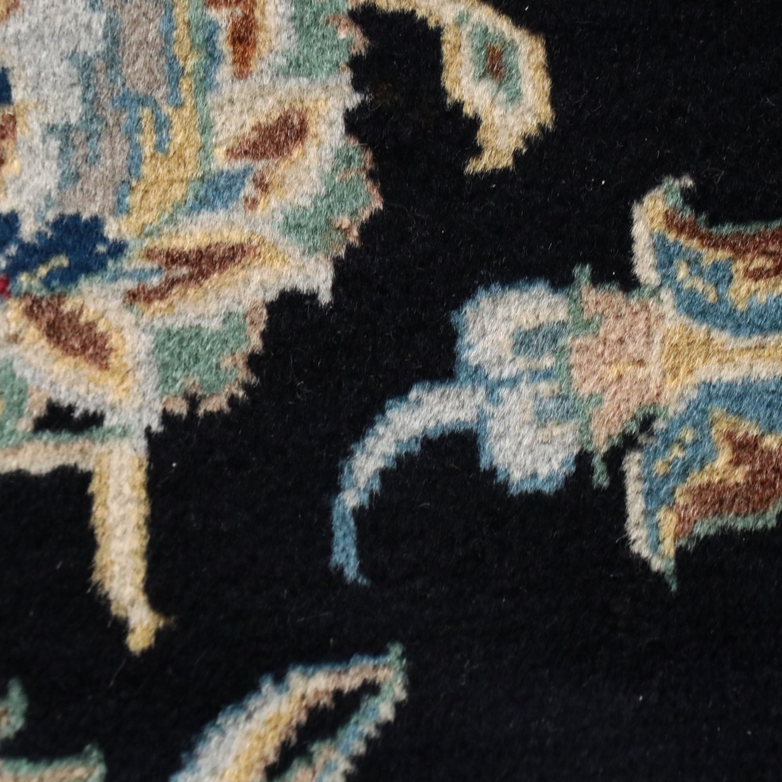 9' x 12'8 Hand-Knotted Persian Isfahan Style Area Rug