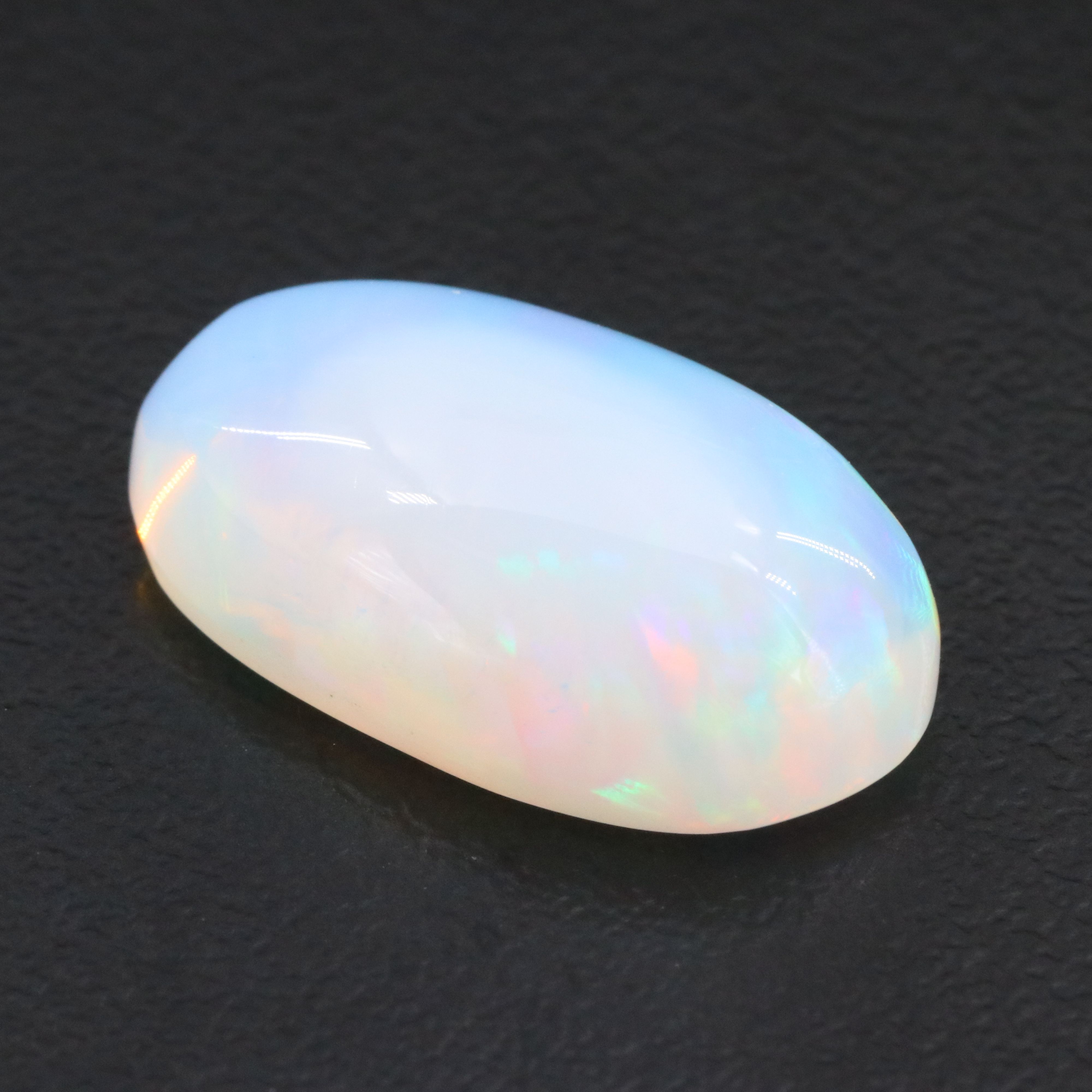 Loose 8.86 CT Opal