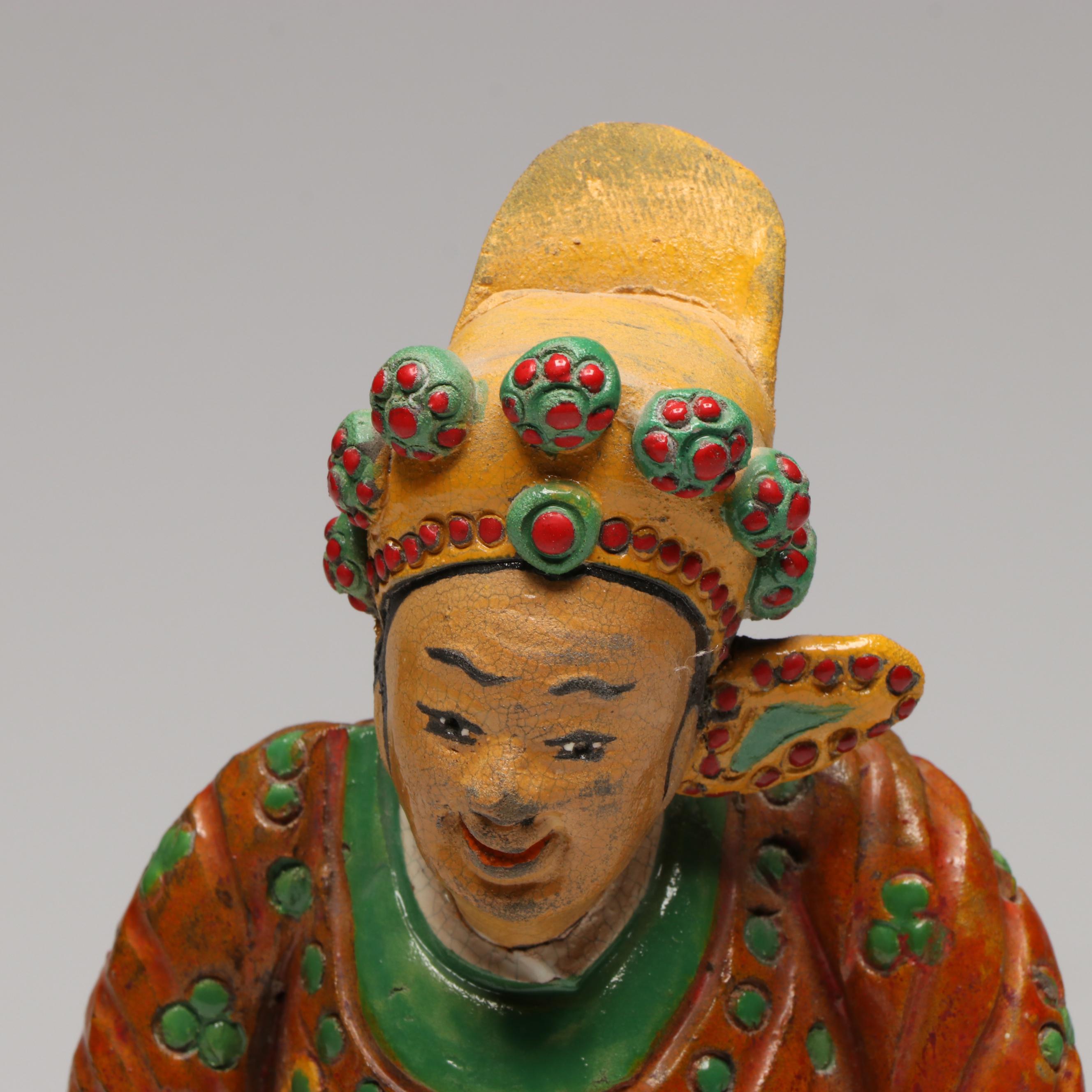 Chinese Porcelain Qing Dynasty Statue with Buddha Head Wall Hanging