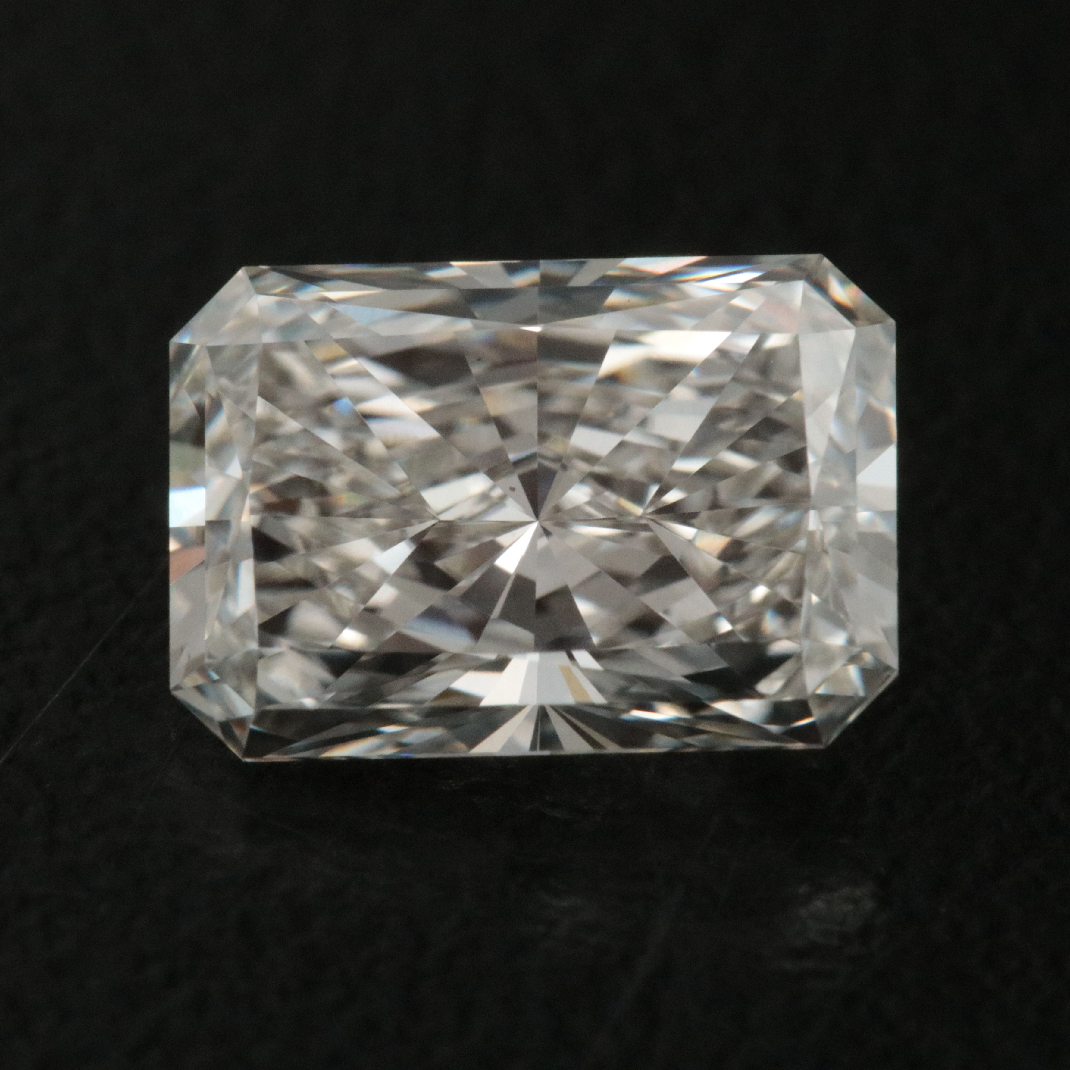 Loose 1.91 CT Lab Grown Diamond with IGI Report