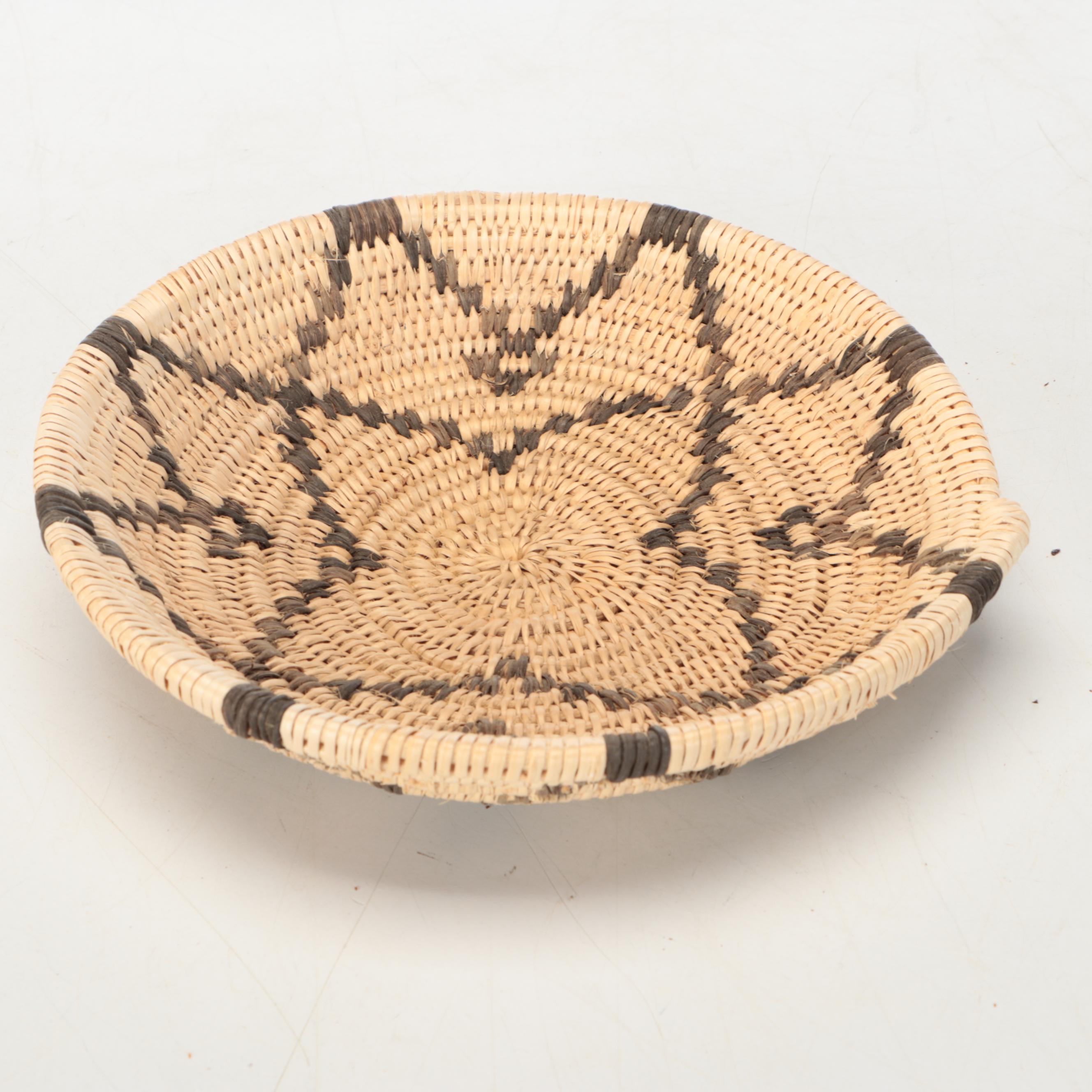 Apache Artisan Crafted Willow Basket Trays