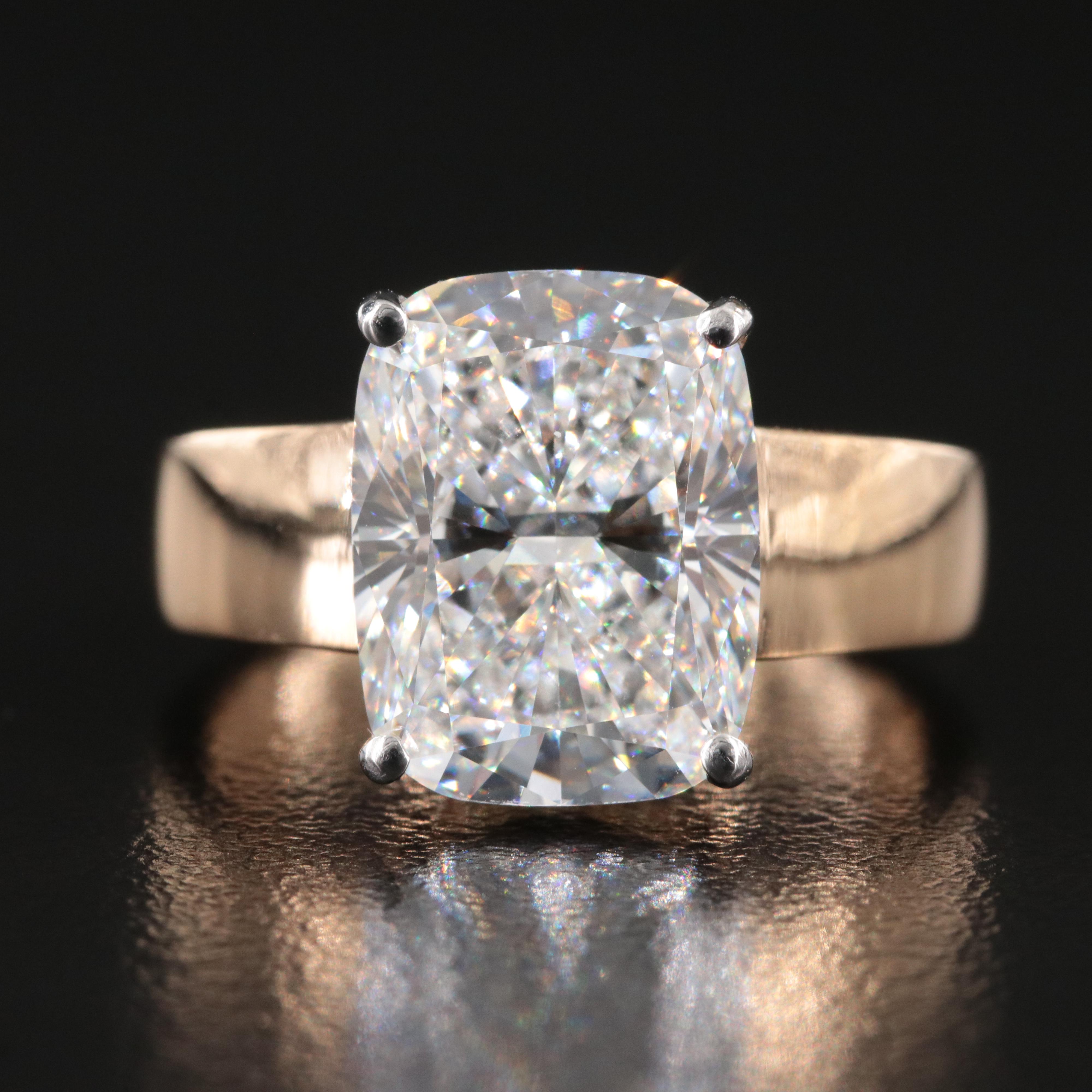 18K 5.09 CT Lab Grown Diamond Solitaire Ring with IGI Report