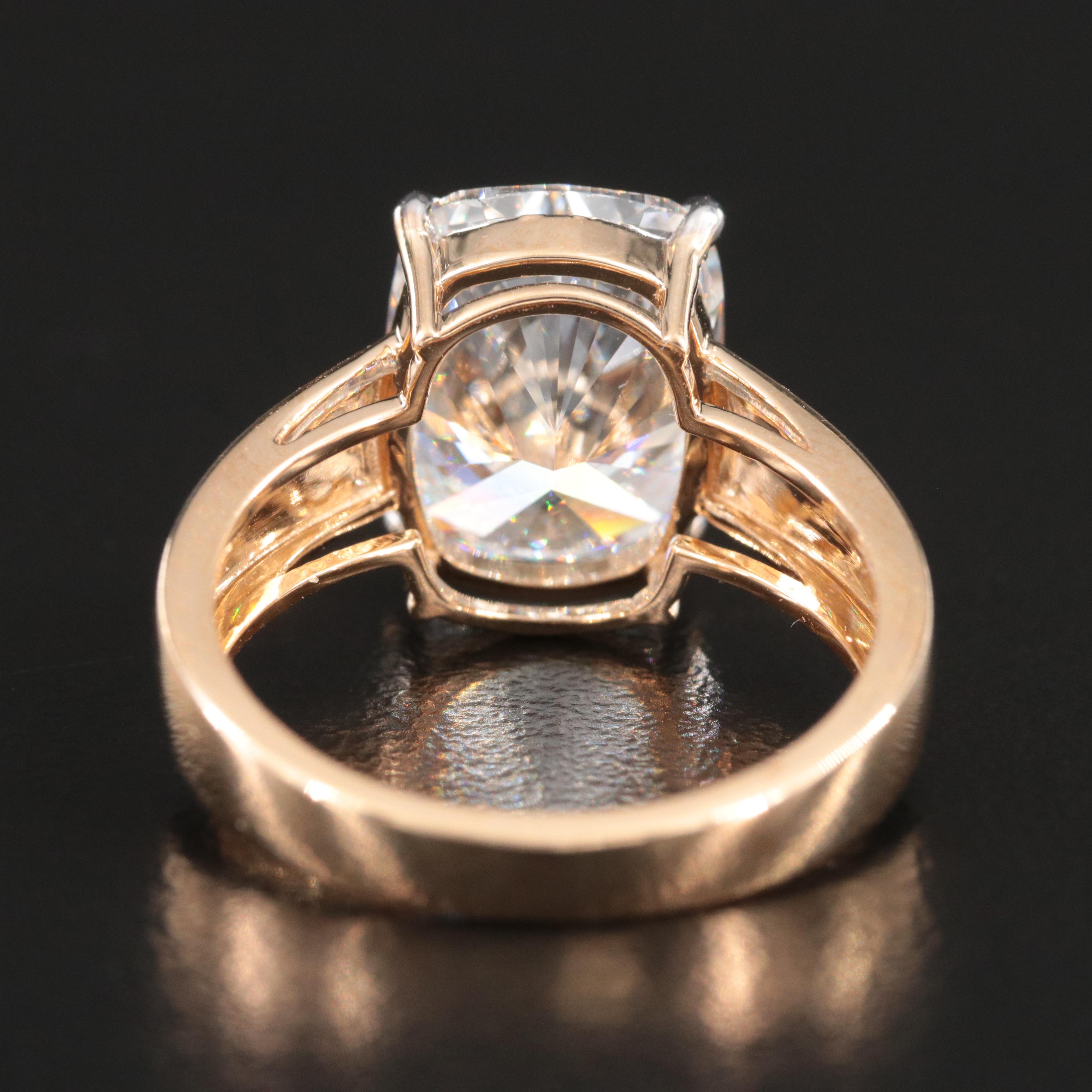 18K 5.09 CT Lab Grown Diamond Solitaire Ring with IGI Report