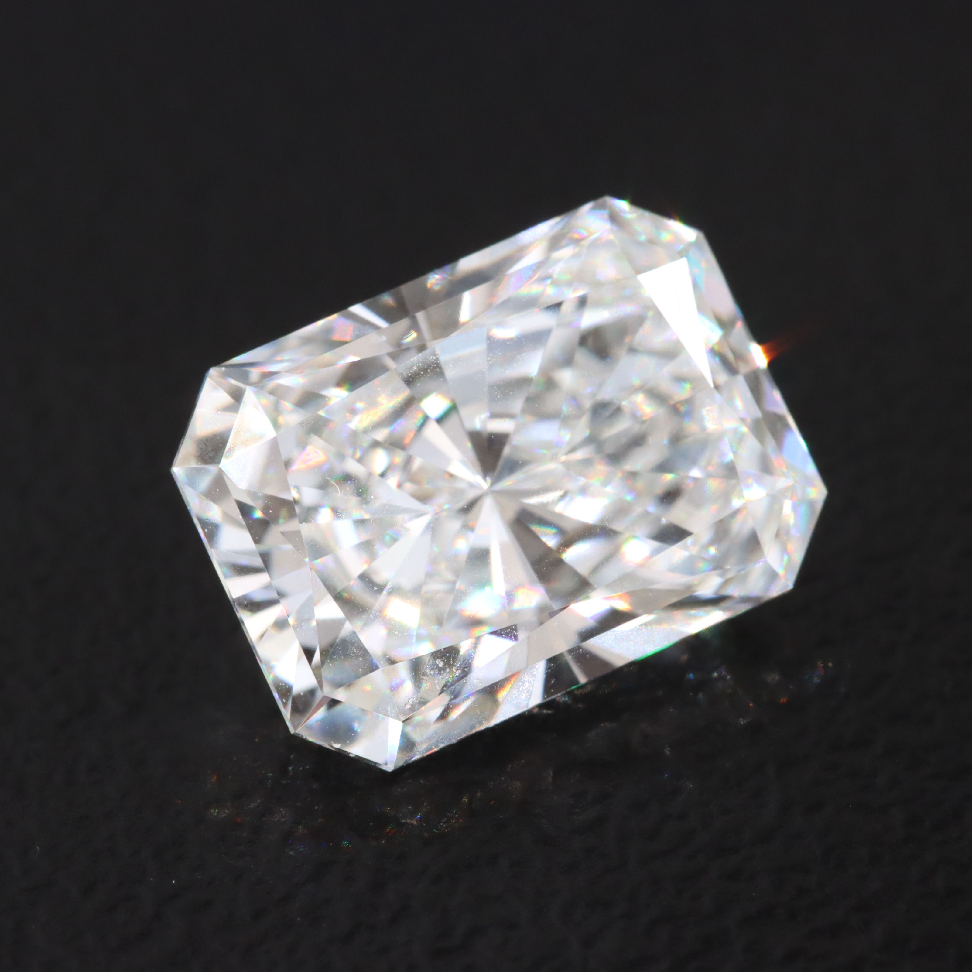 Loose 2.89 CT Lab Grown Diamond with IGI Report
