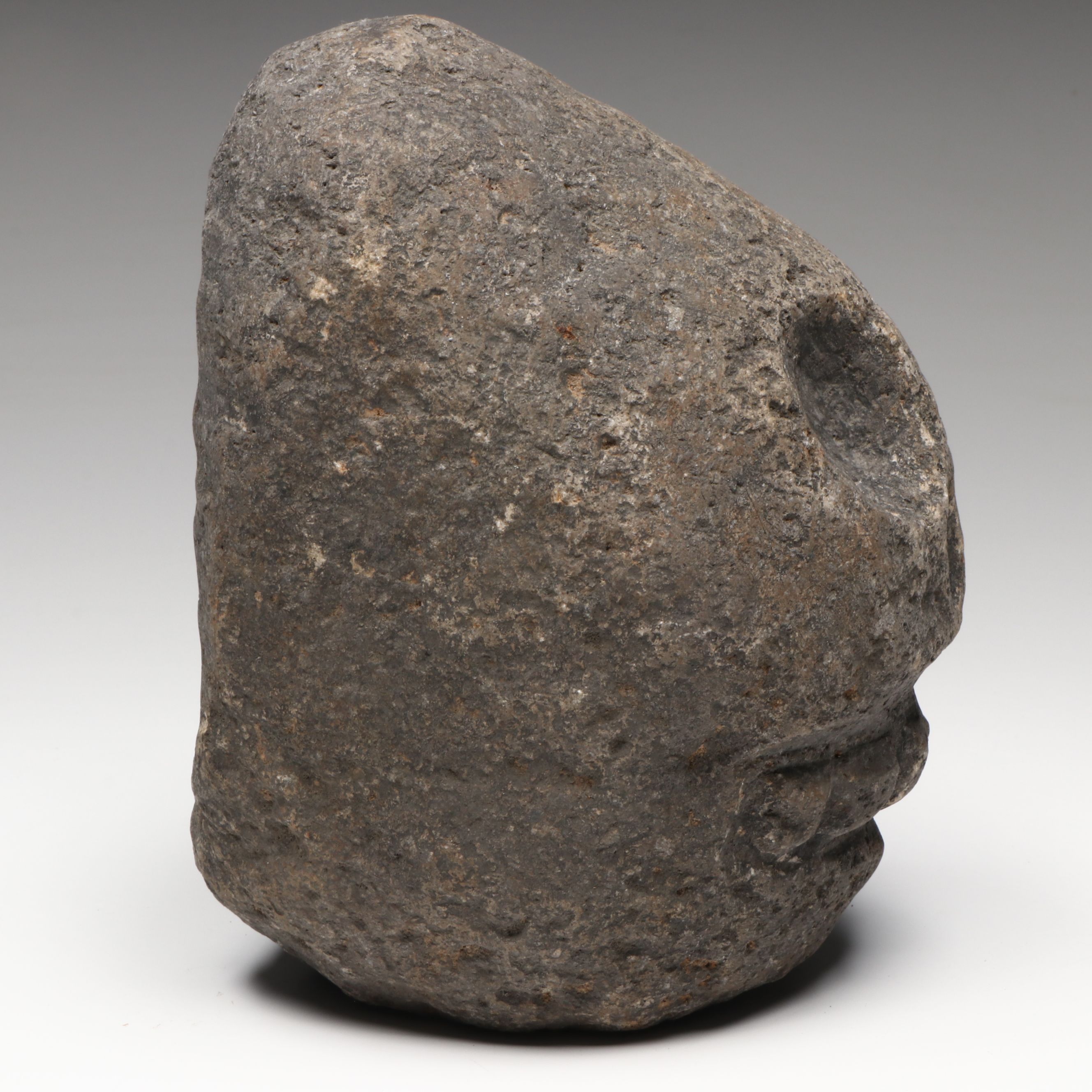 Mesoamerican Volcanic Stone "Mictlāntēcutli" Skull