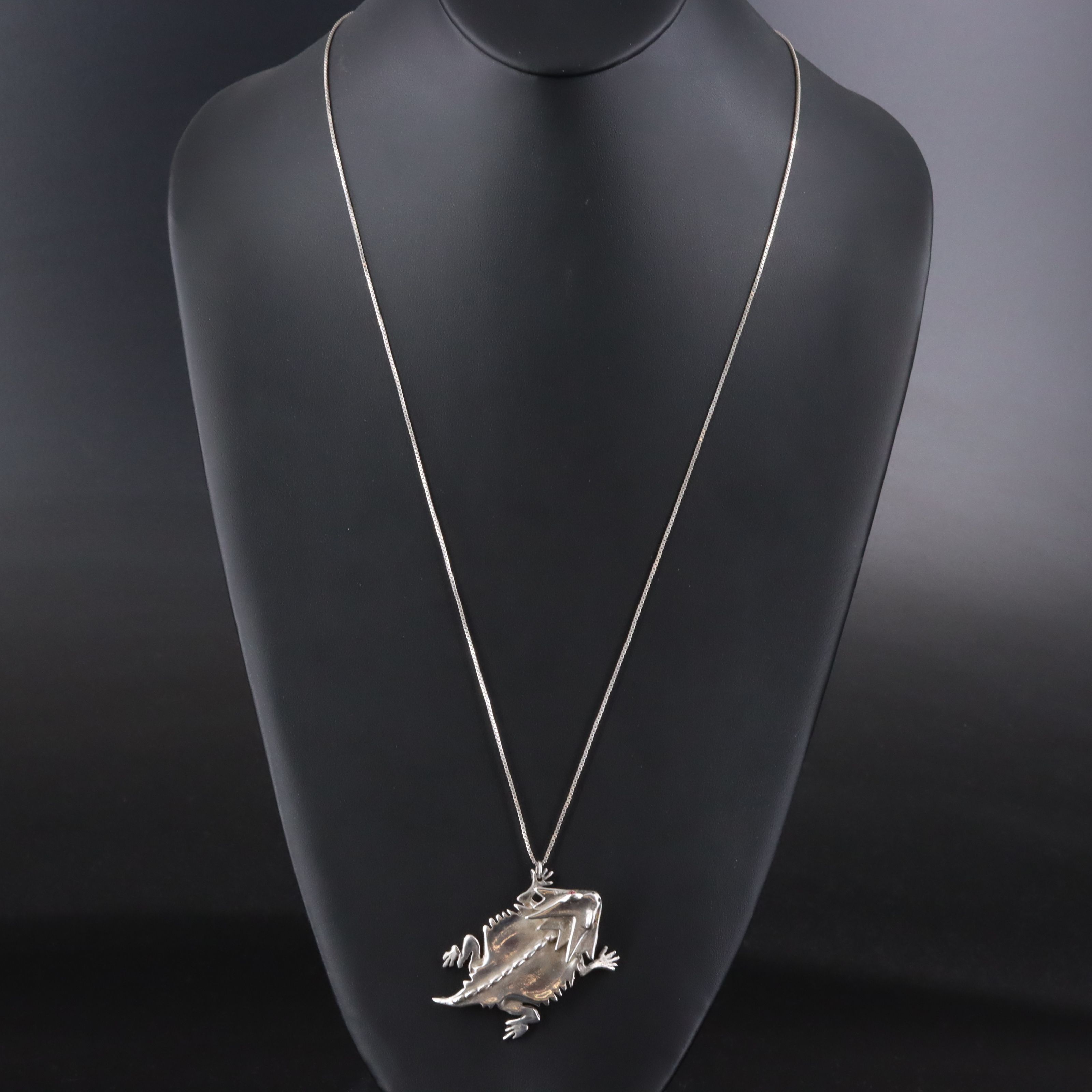 Signed Sterling Inlaid Horned Lizard Pendant Necklace
