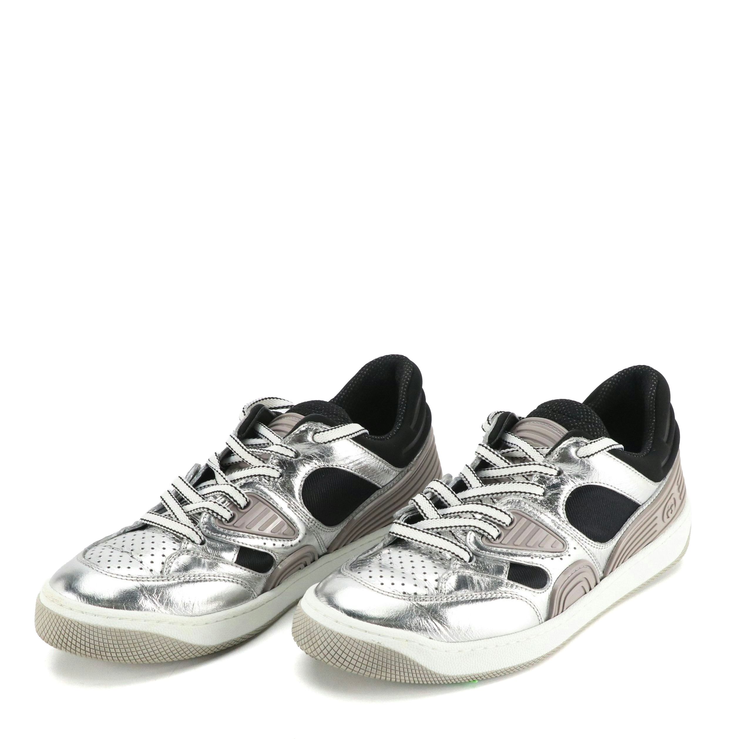 Gucci Basket Low Sneakers 725905 in Silver/Black/White with Box