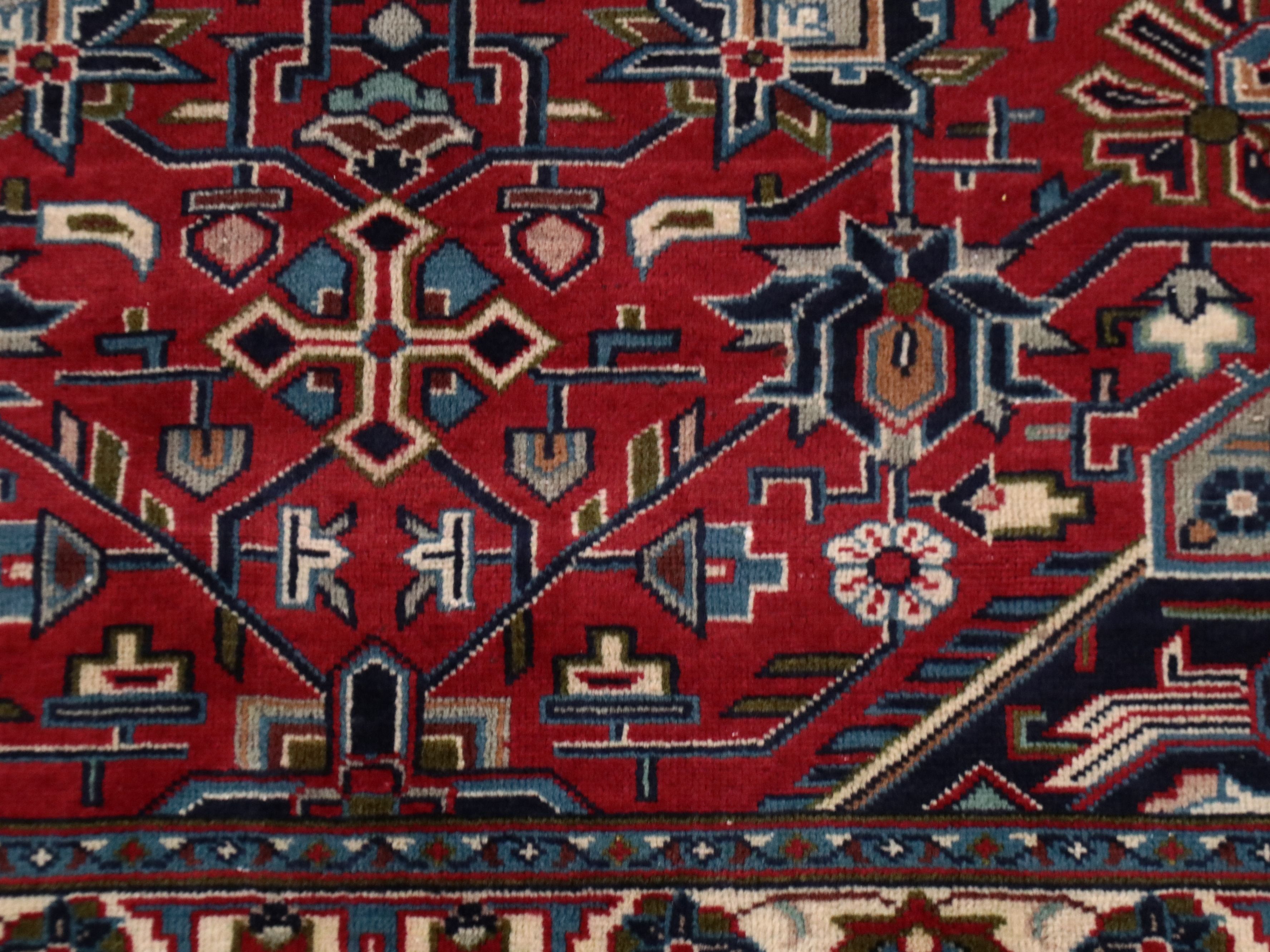 9'7 x 13'2 Hand-Knotted Persian Heriz Room-Sized Rug