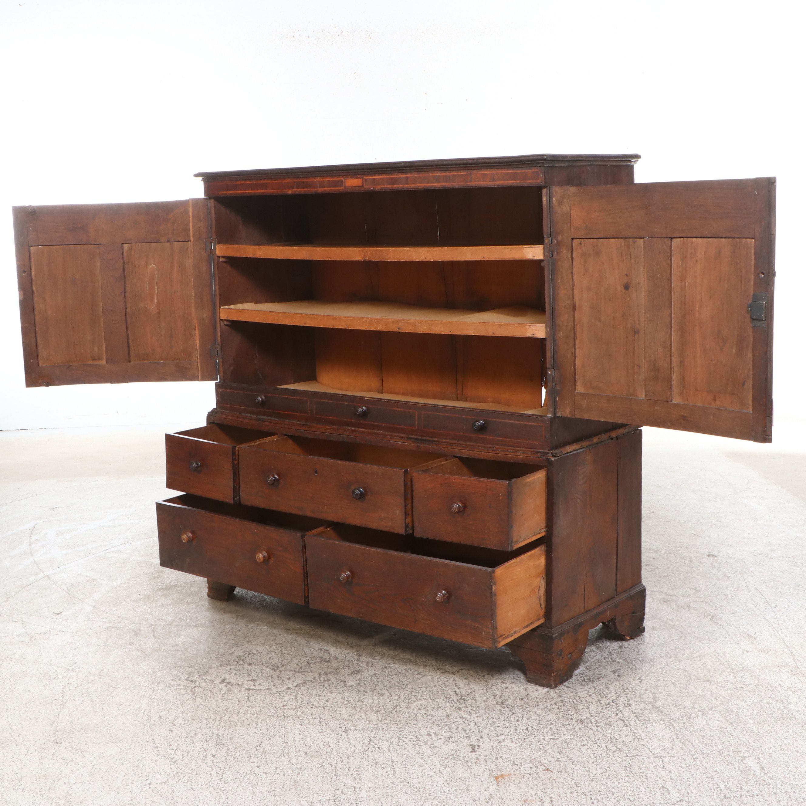 Antique Welsh Style Oak Linen Press