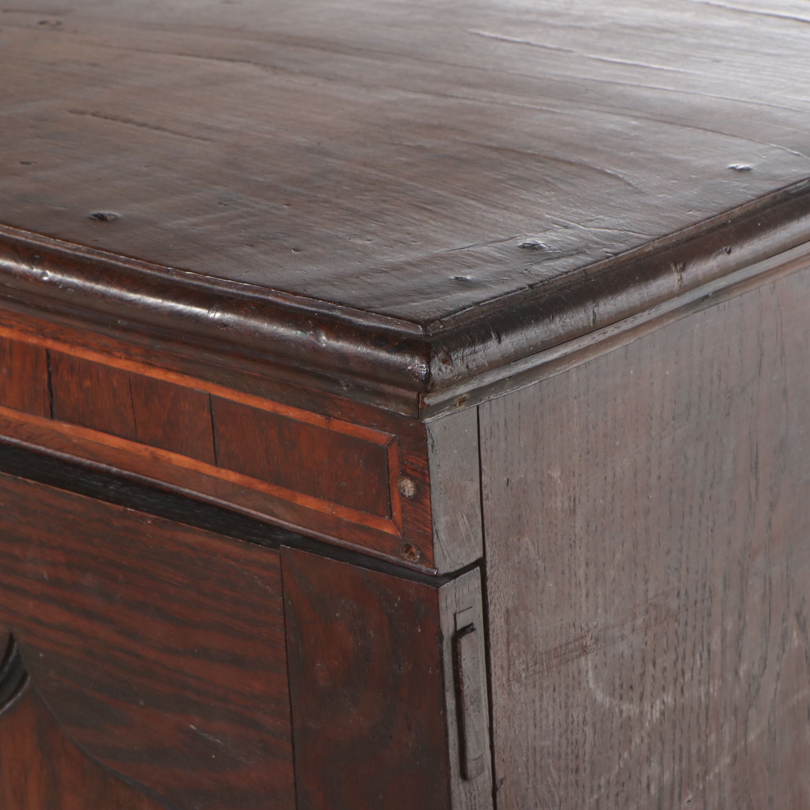Antique Welsh Style Oak Linen Press