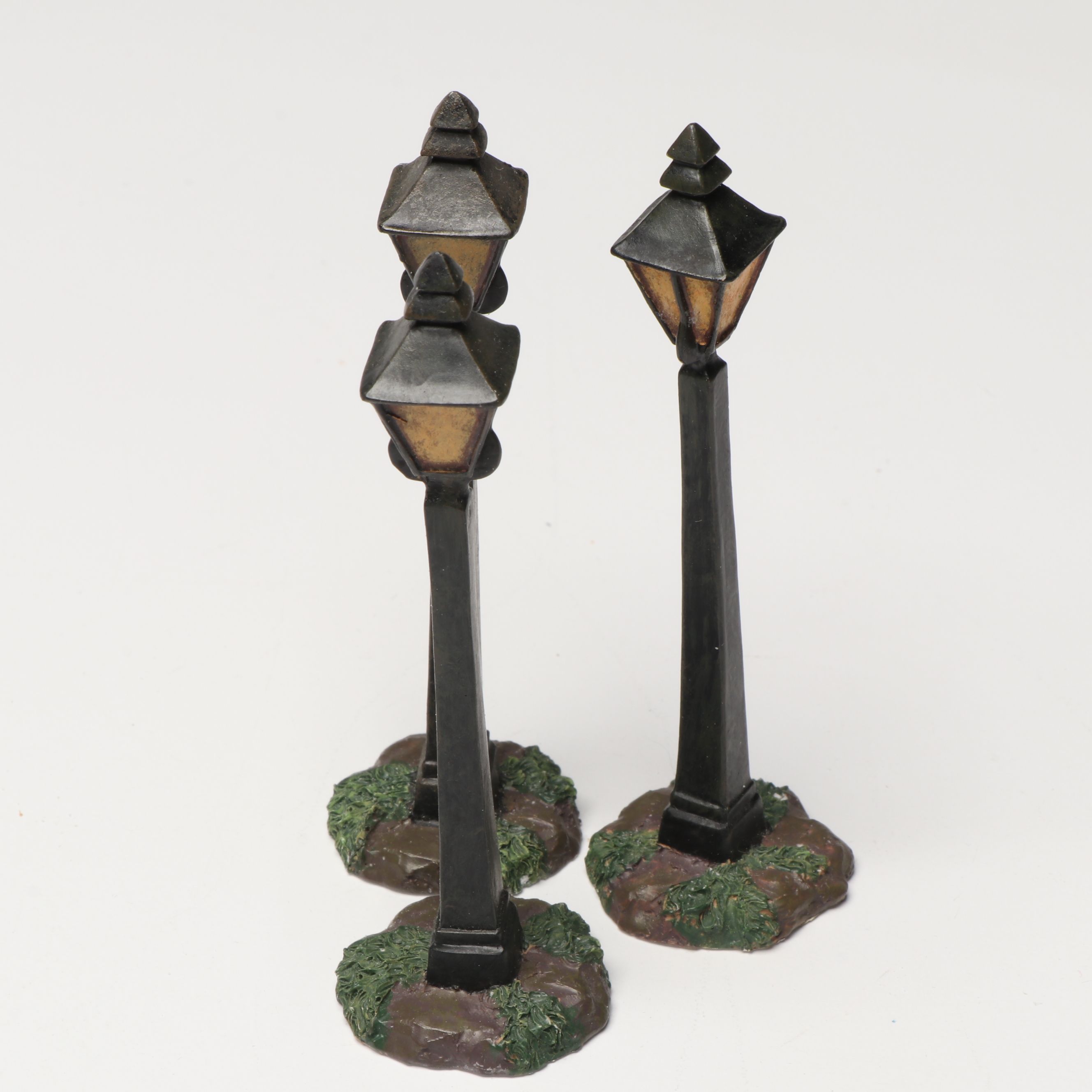 Lang & Wise "Williamsburg" Historic Village Resin Figurines and Accessories