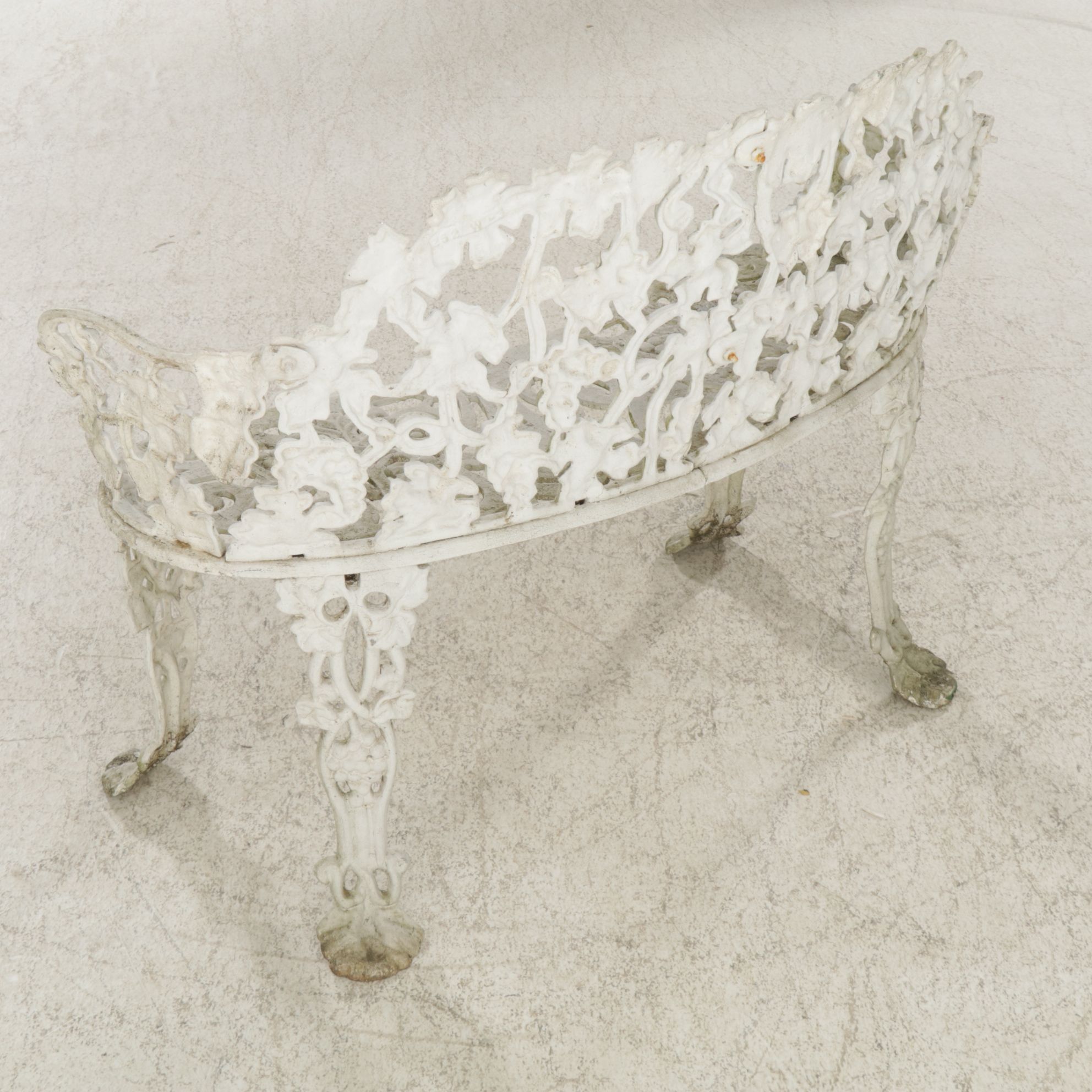 Victorian Style Grapevine Design Painted Cast Aluminum Garden Loveseat