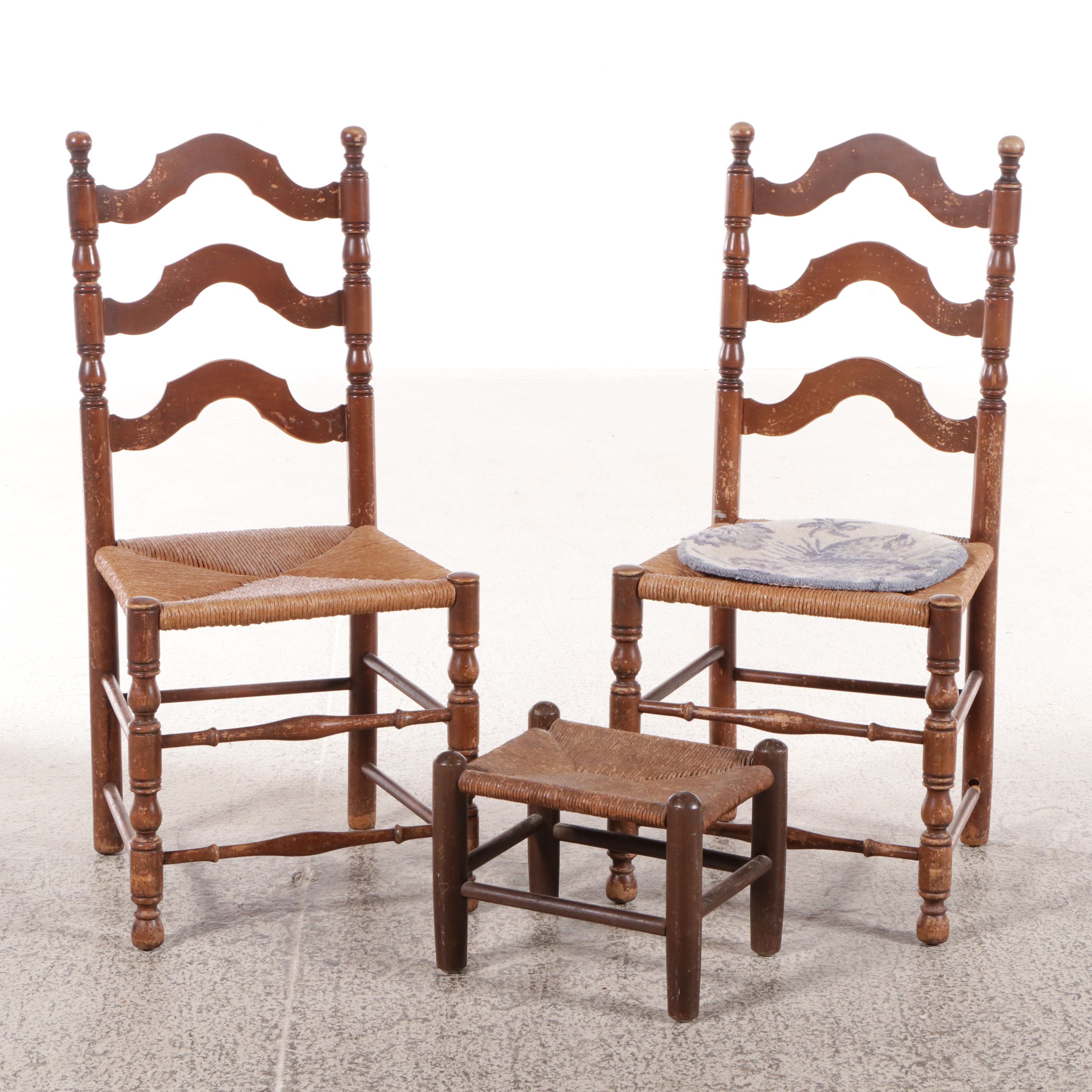 Pair of American Colonial Style Side Chairs with Rush Footstool, 20th Century